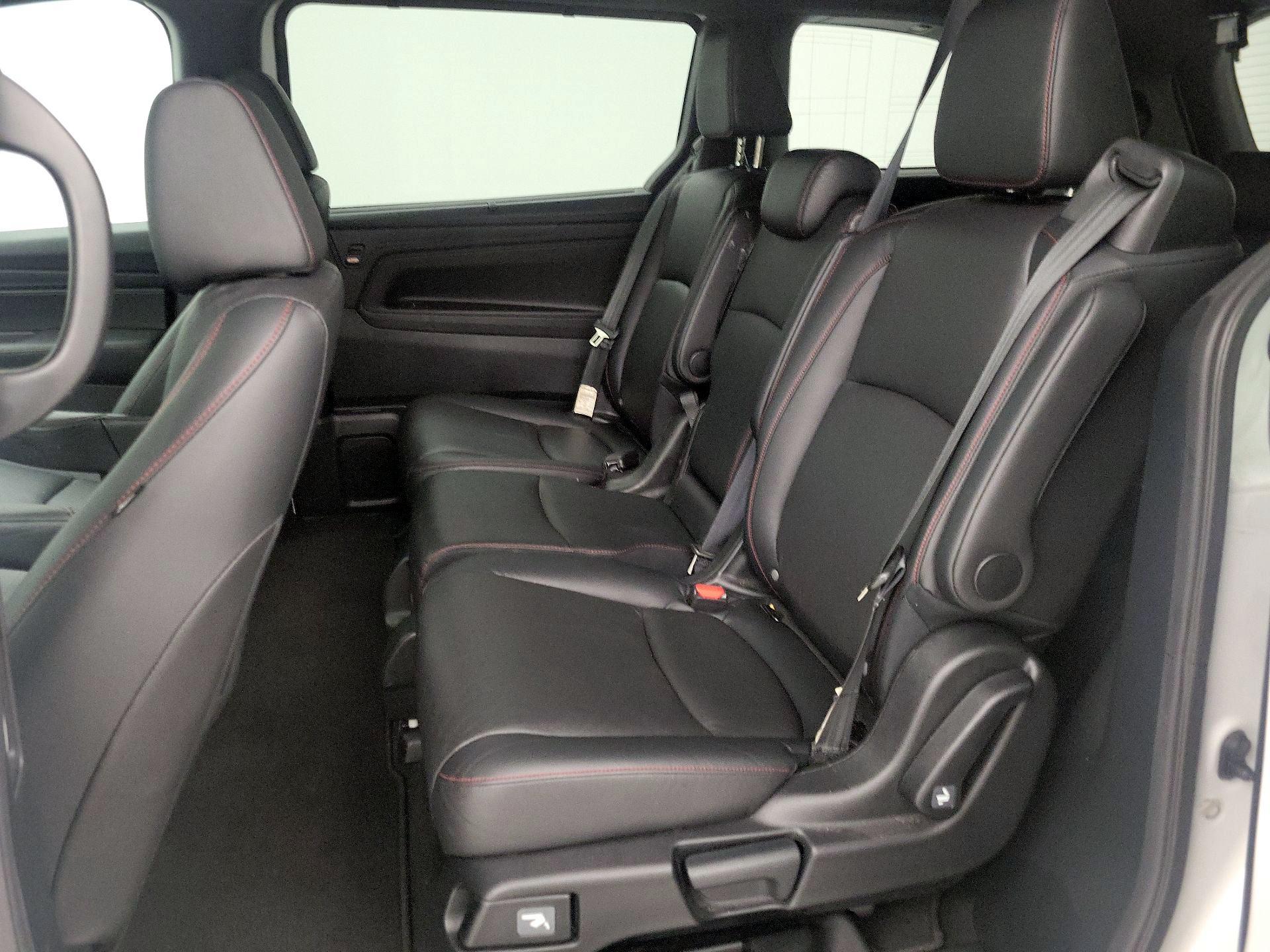 Thumbnail: 2023 Honda Odyssey - 19