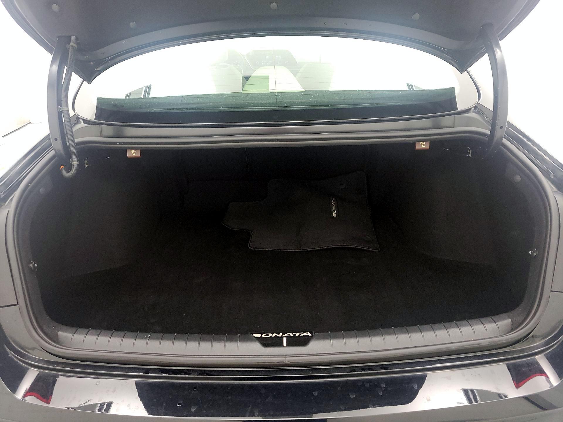 Thumbnail: 2023 Hyundai Sonata - 19