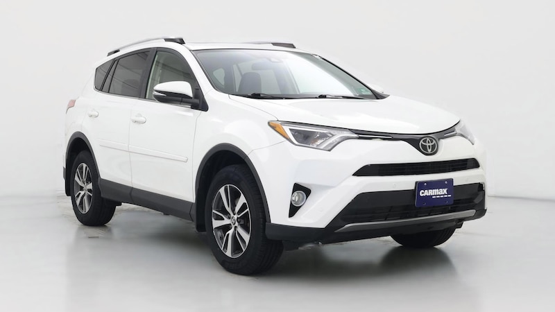 2017 Toyota RAV4 XLE Hero Image