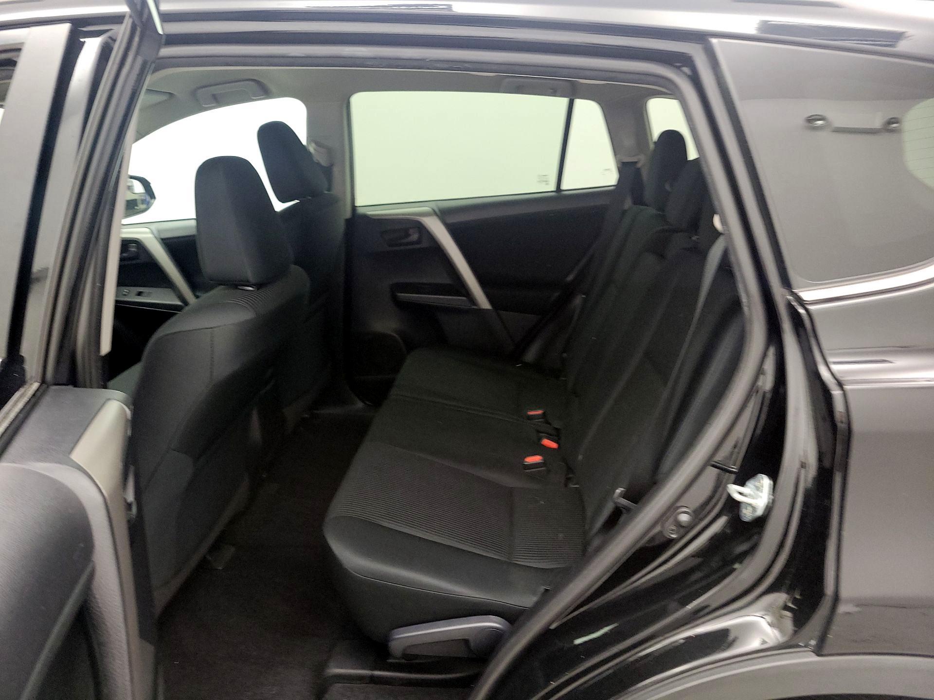 Thumbnail: 2017 Toyota RAV4 - 19