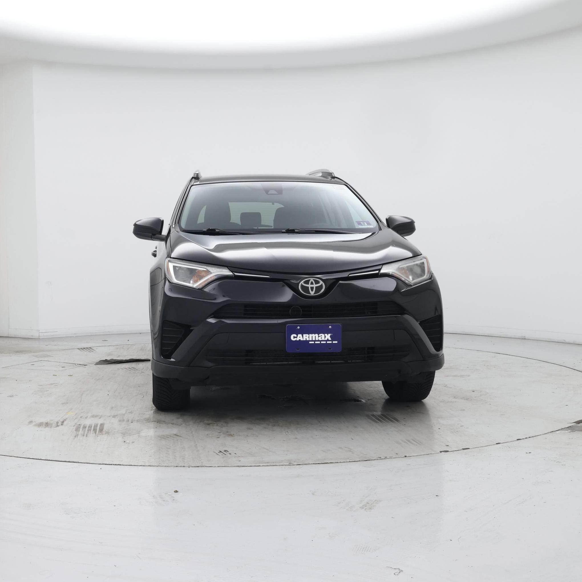 Thumbnail: 2017 Toyota RAV4 - 5