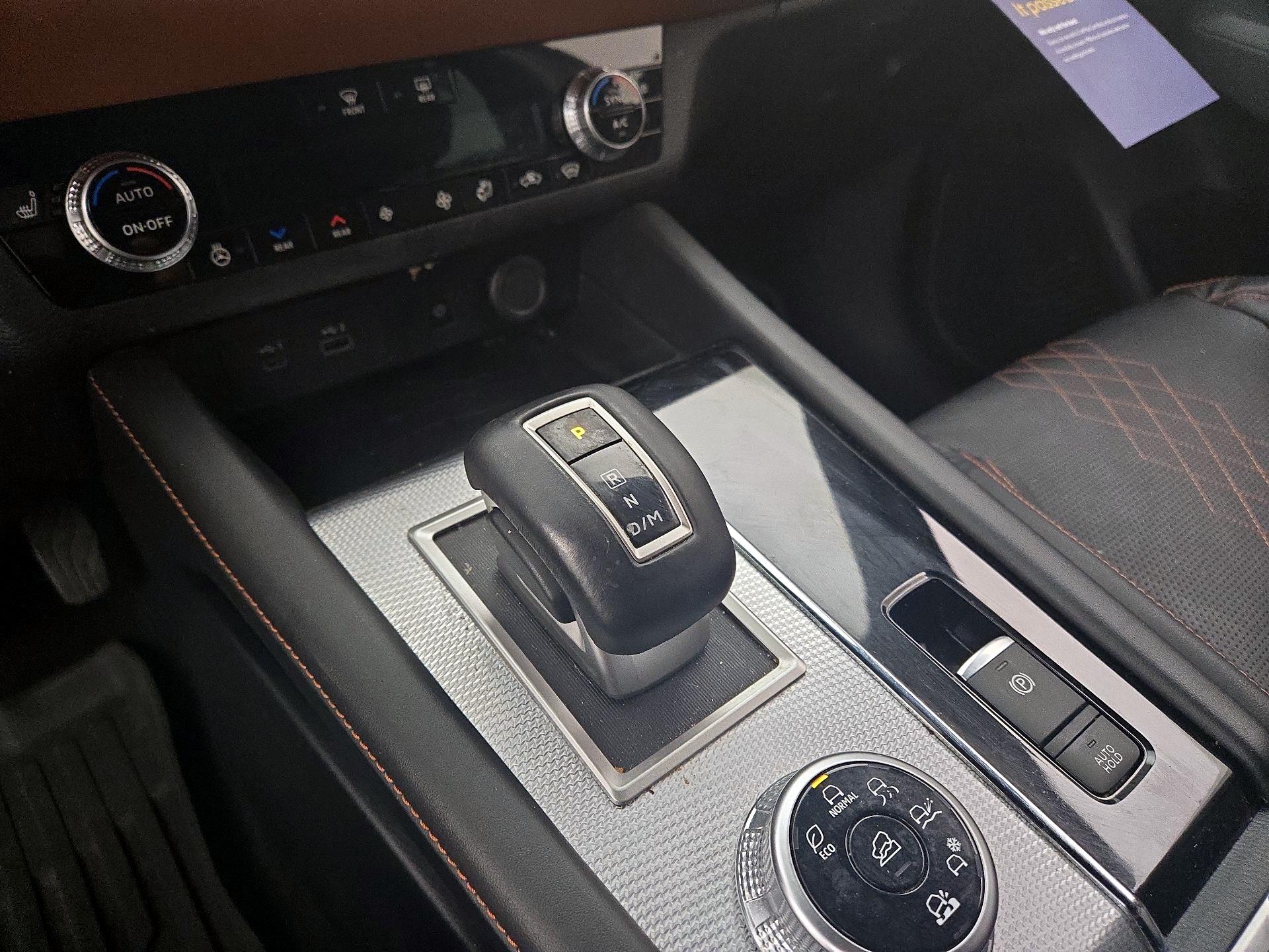 Thumbnail: 2022 Mitsubishi Outlander - 18