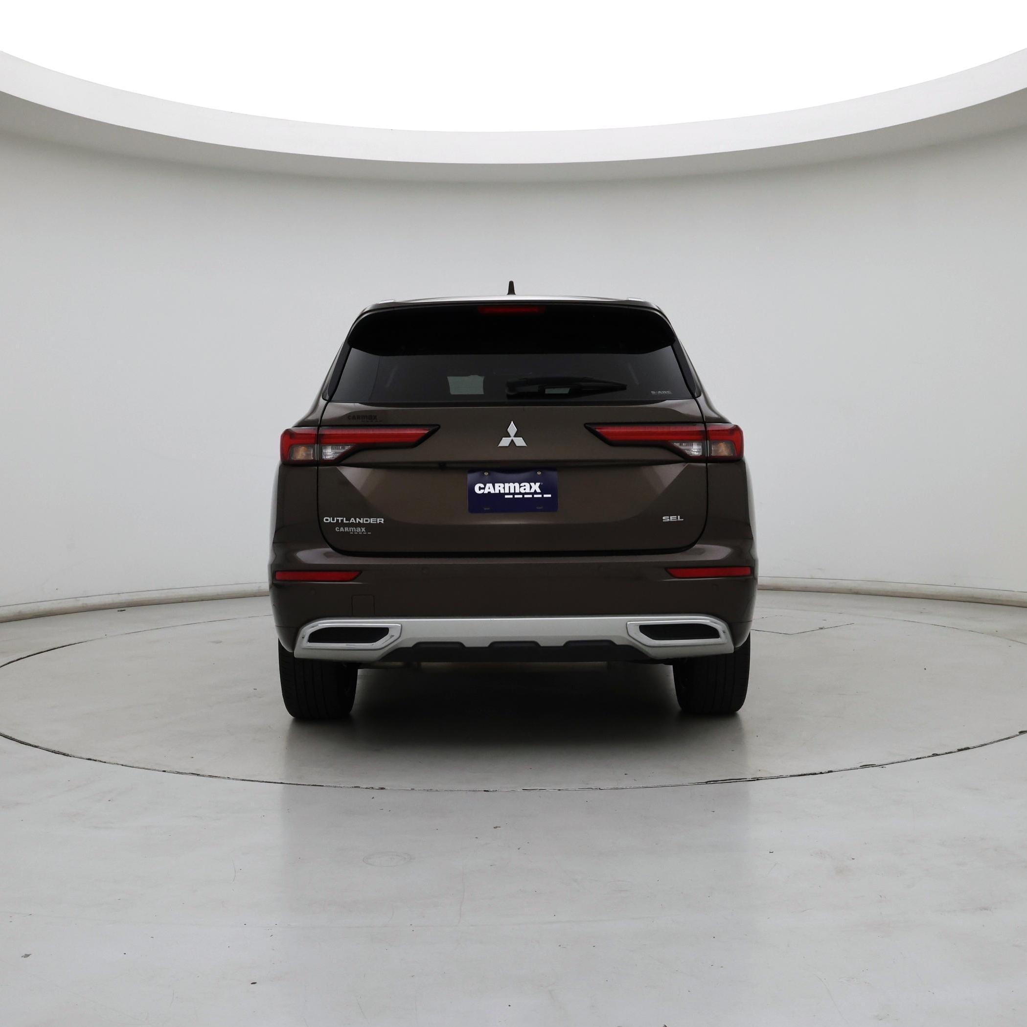 Thumbnail: 2022 Mitsubishi Outlander - 6