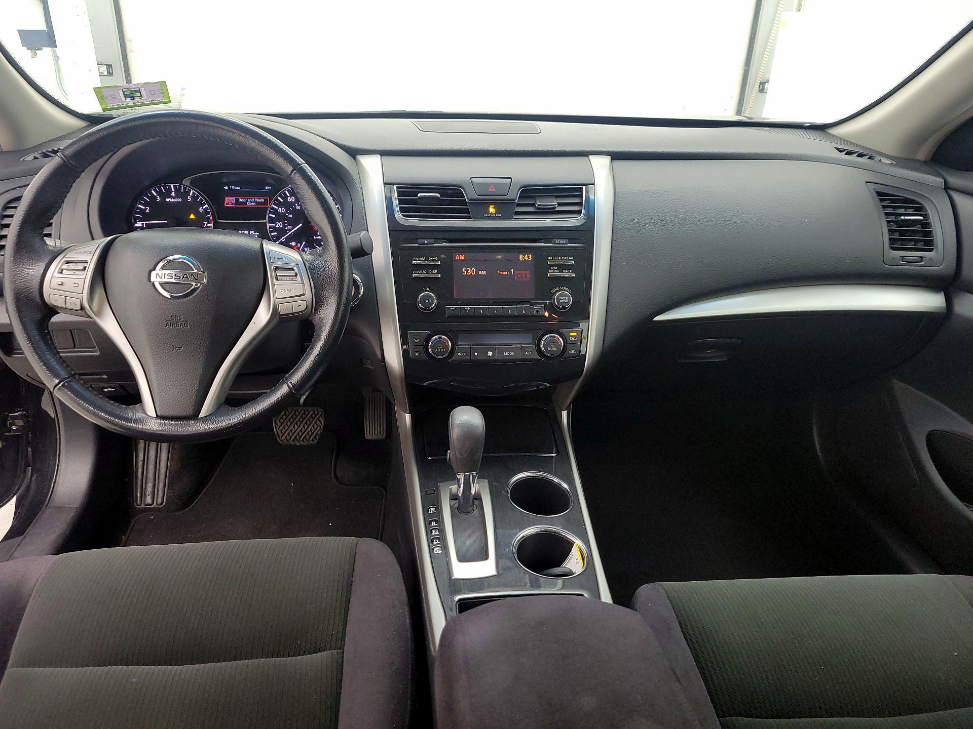 Thumbnail: 2013 Nissan Altima - 9