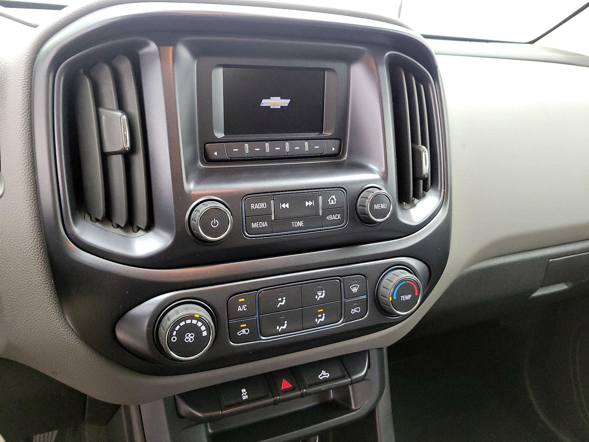 Thumbnail: 2016 Chevrolet Colorado - 16