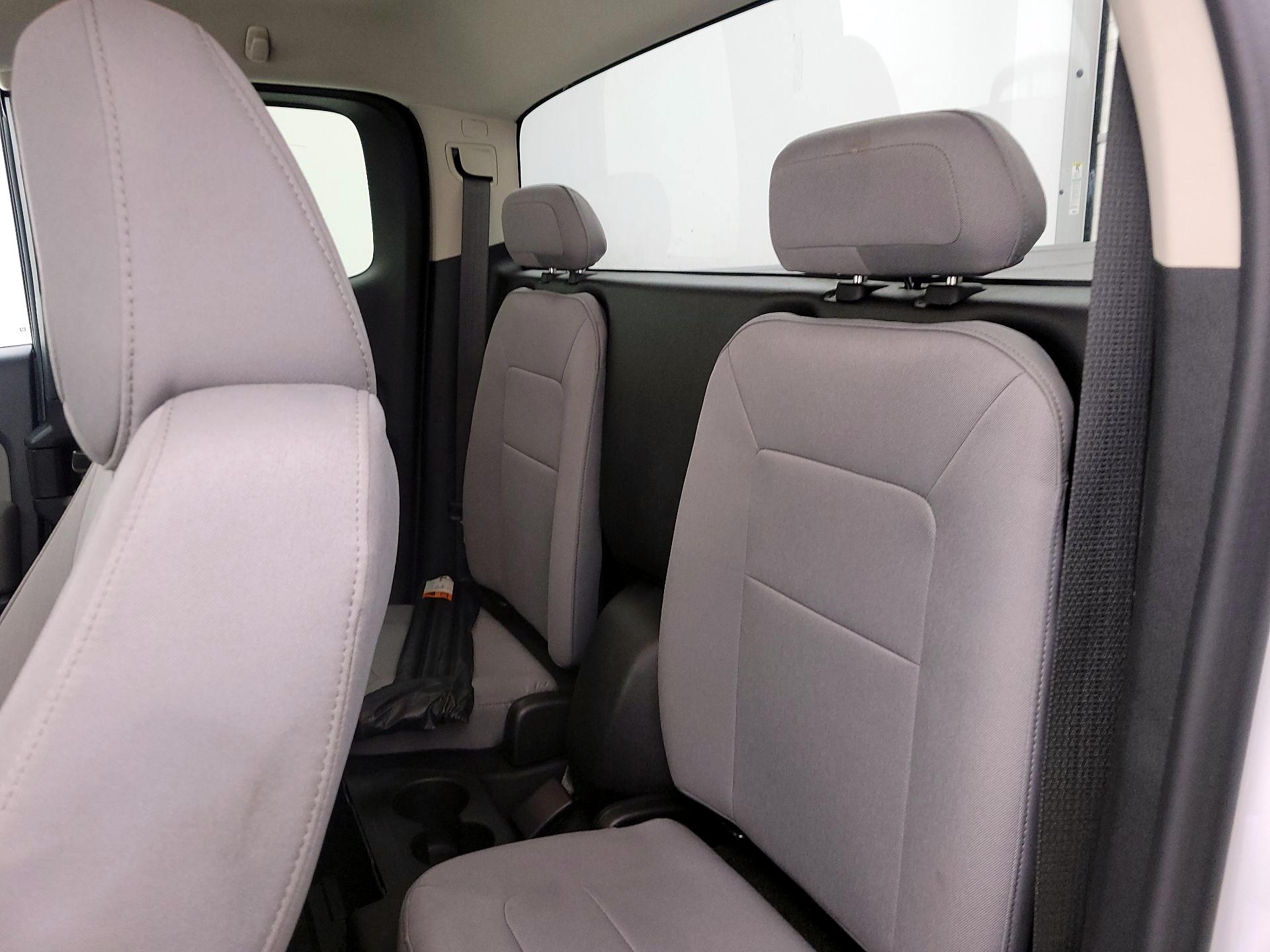 Thumbnail: 2016 Chevrolet Colorado - 19