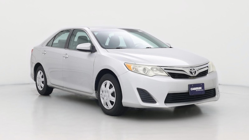 2014 Toyota Camry LE Hero Image