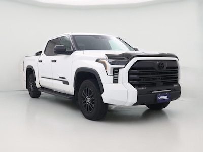 White 2024 Toyota Tundra SR5