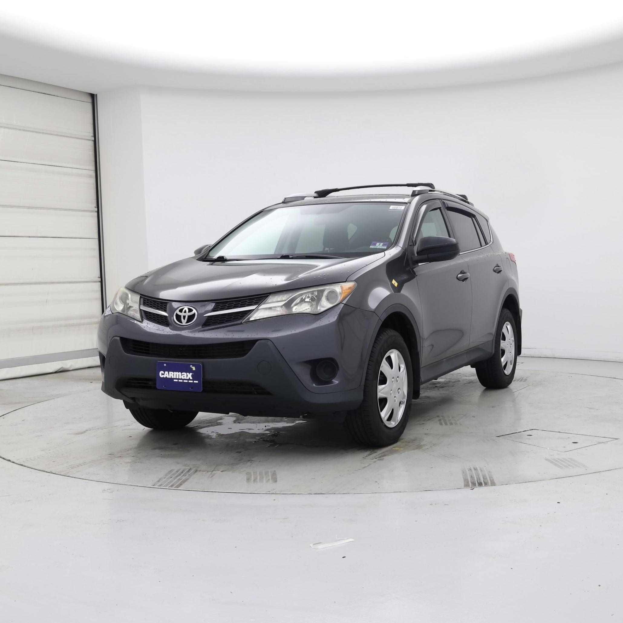 Thumbnail: 2015 Toyota RAV4 - 4