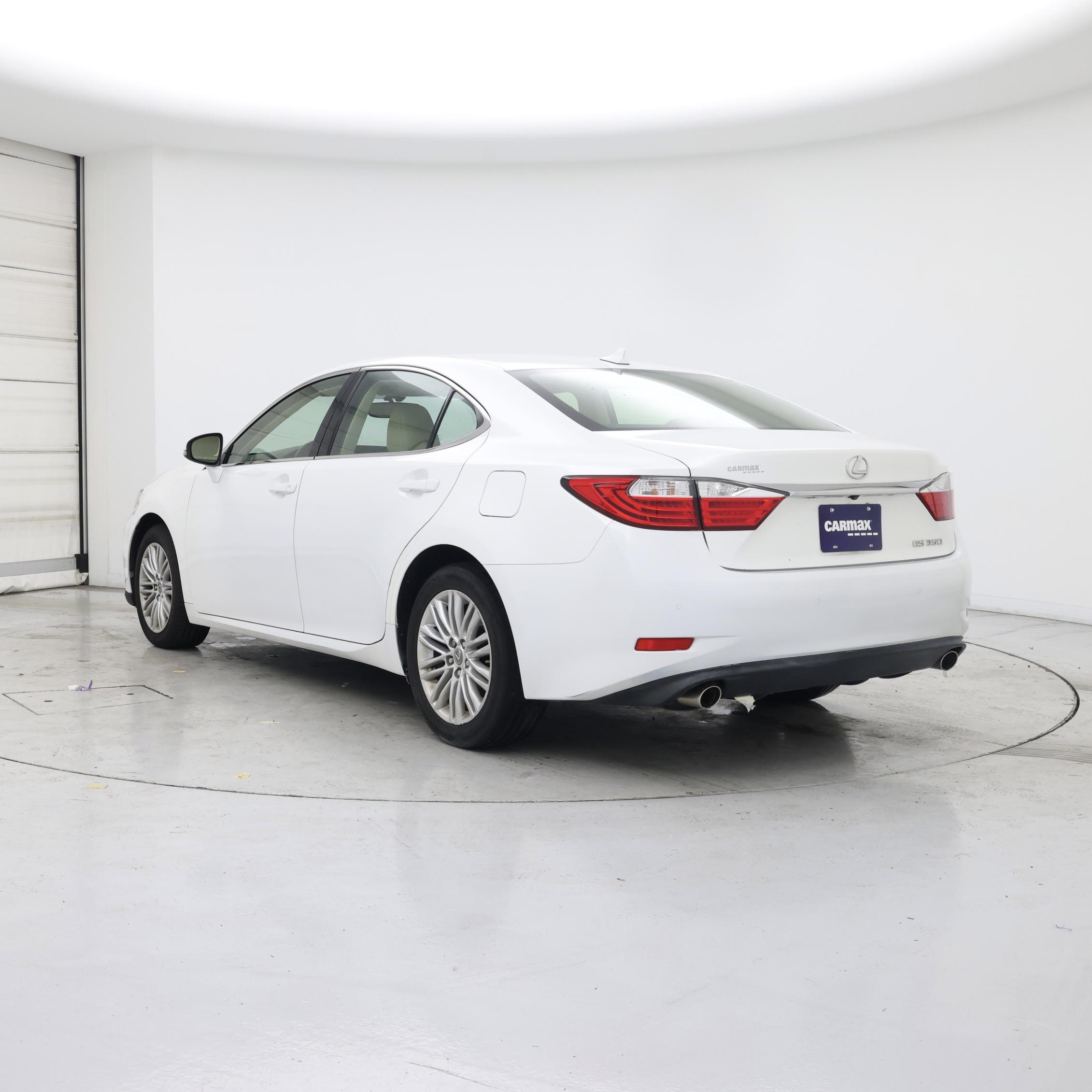 Thumbnail: 2014 Lexus ES - 2
