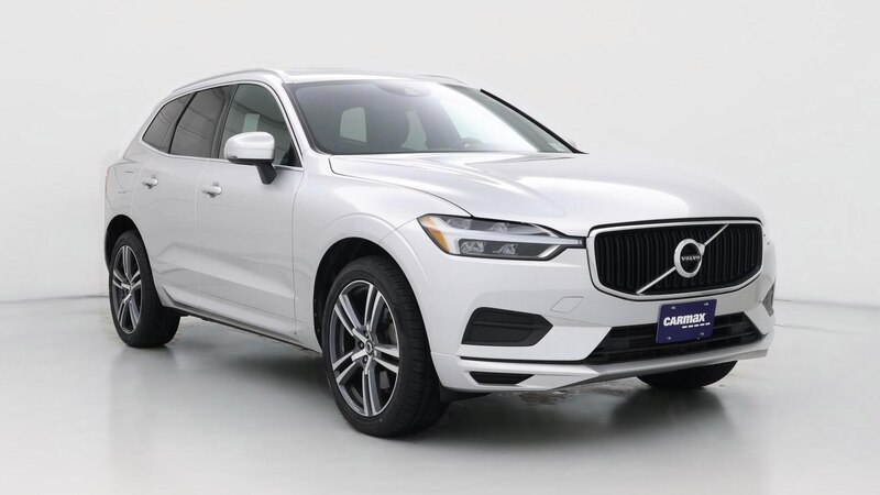 2020 Volvo XC60 T6 Momentum Hero Image