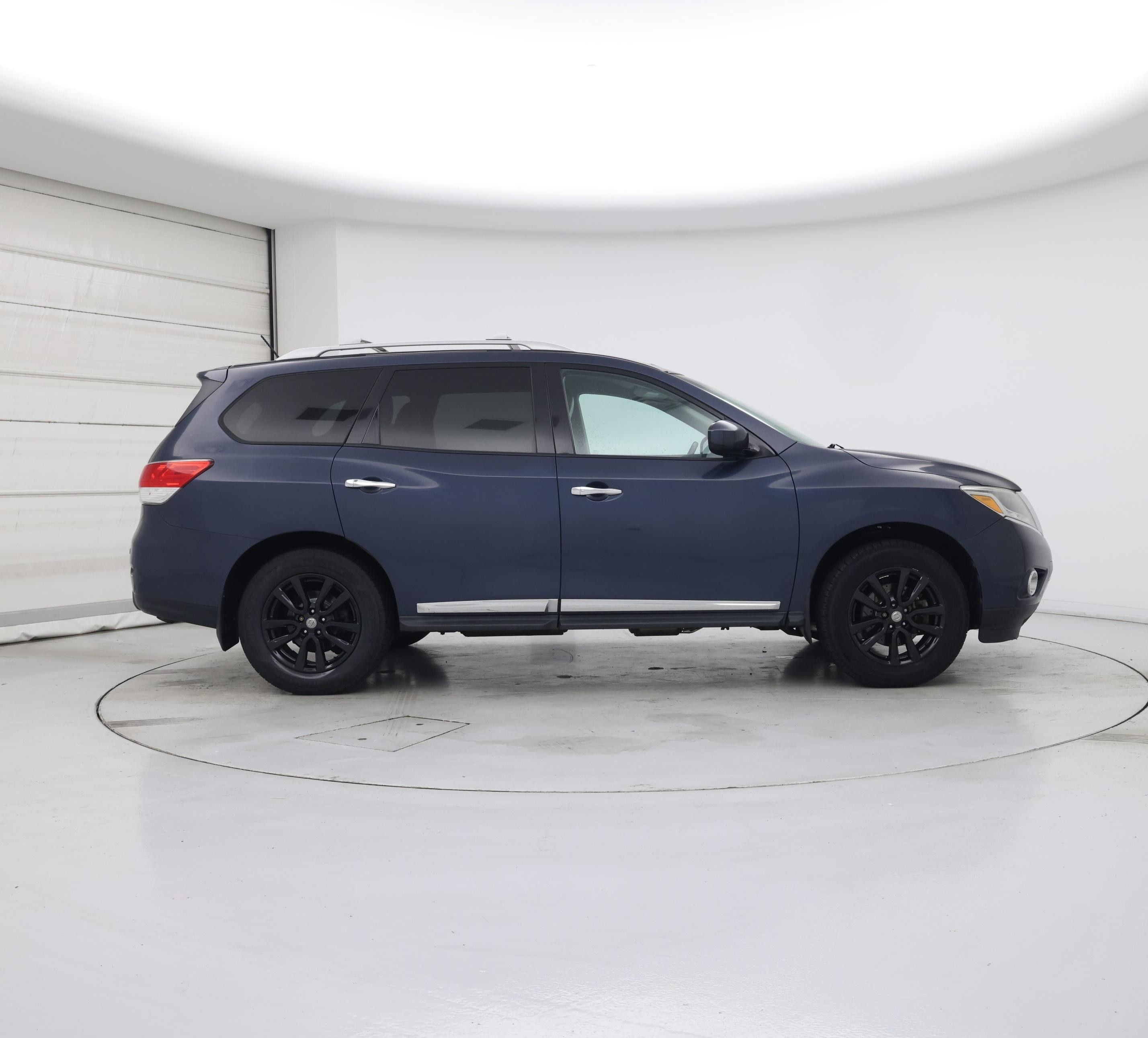 Thumbnail: 2013 Nissan Pathfinder - 7