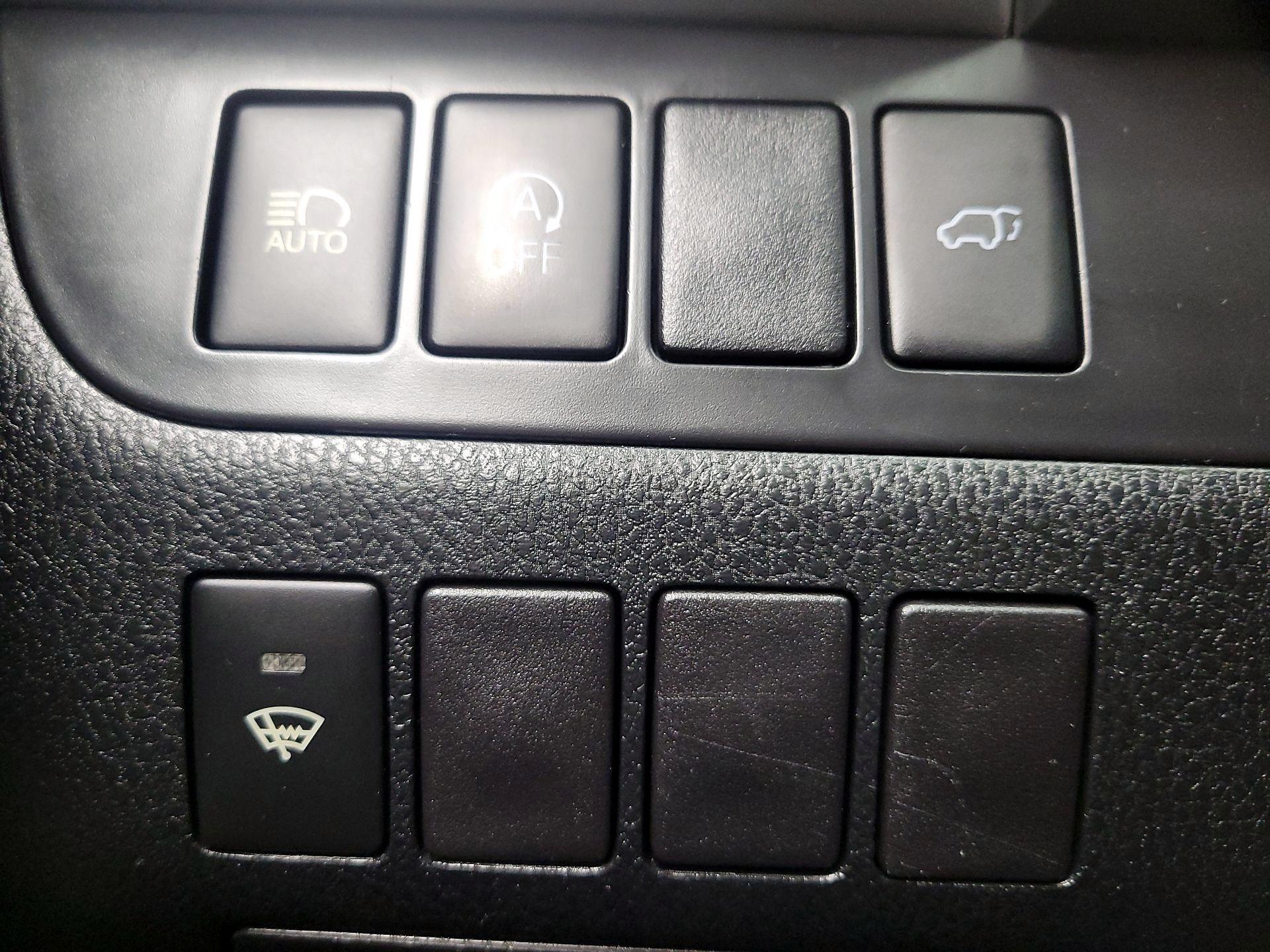 Thumbnail: 2019 Toyota Highlander - 13
