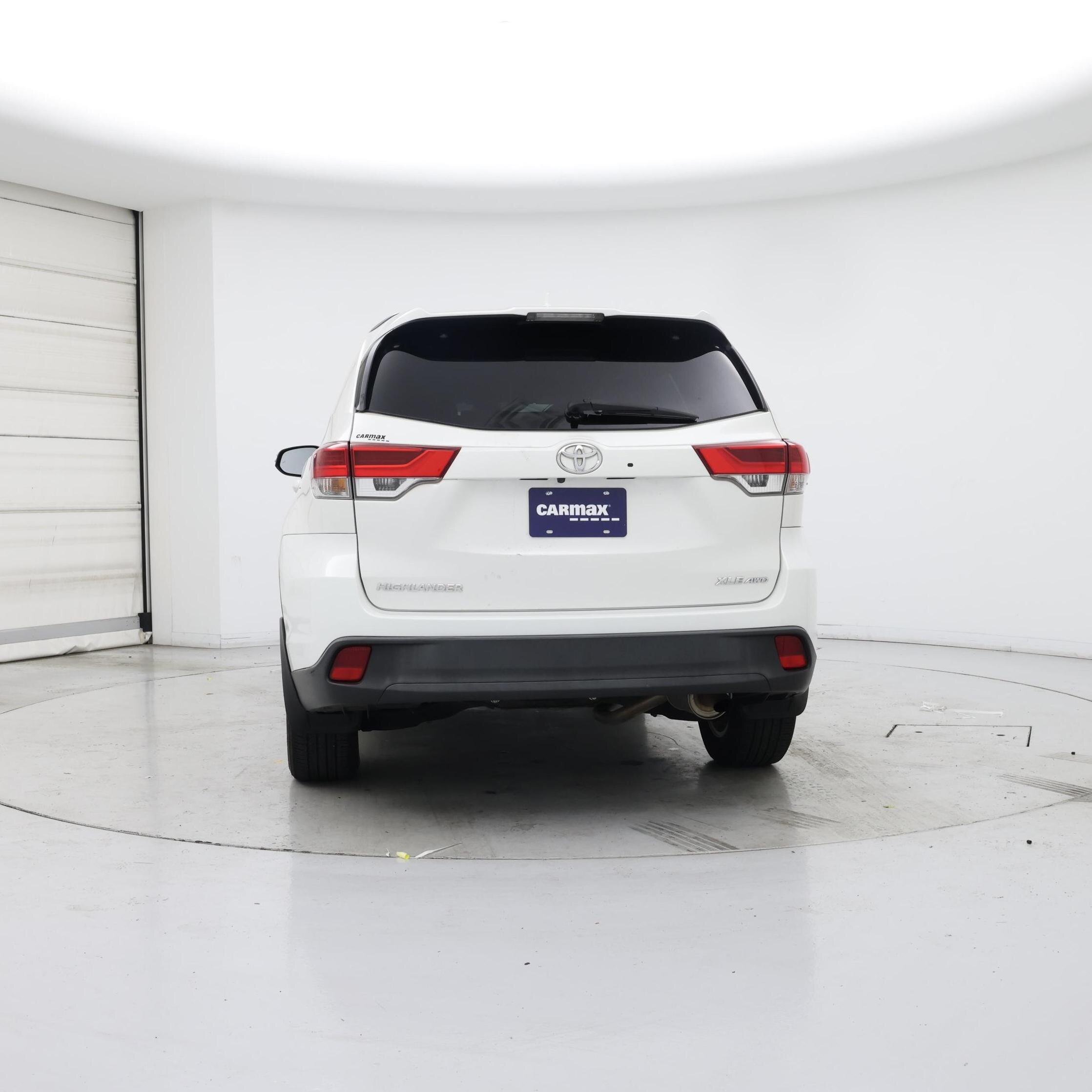 Thumbnail: 2019 Toyota Highlander - 6