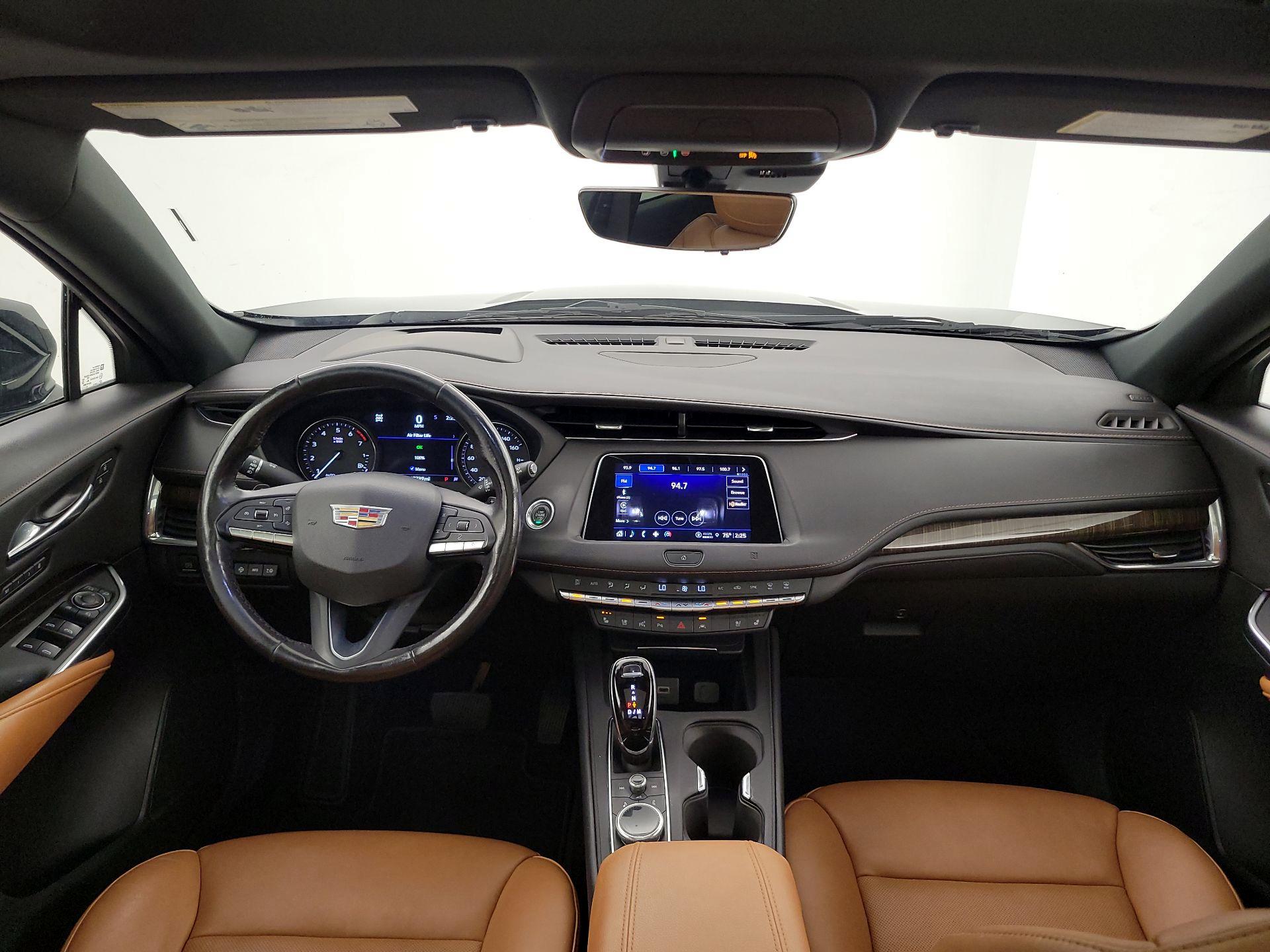 Thumbnail: 2021 Cadillac XT4 - 9