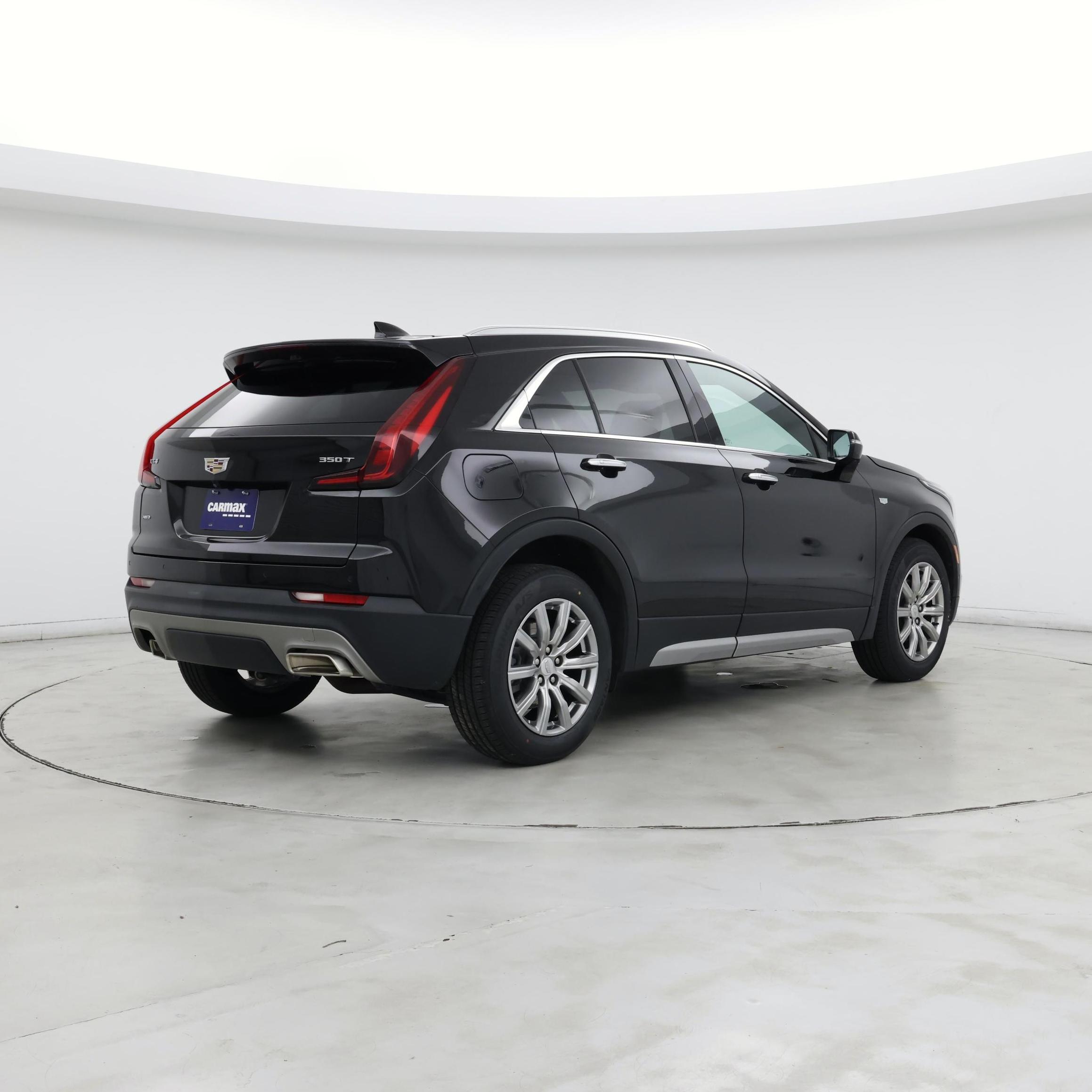 Thumbnail: 2021 Cadillac XT4 - 8