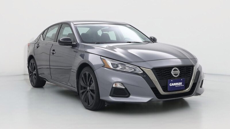 2019 Nissan Altima SR Hero Image