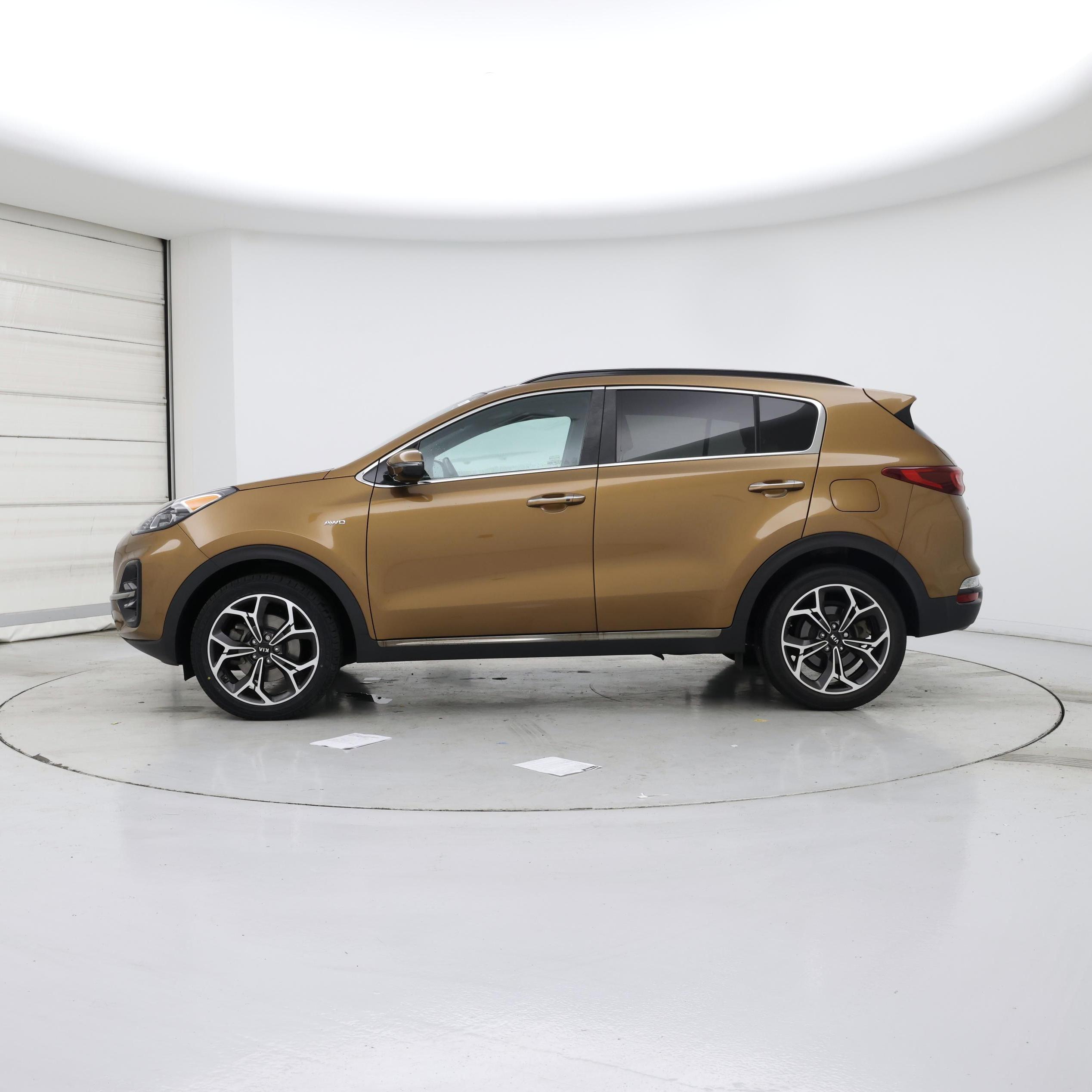 Thumbnail: 2020 Kia Sportage - 3