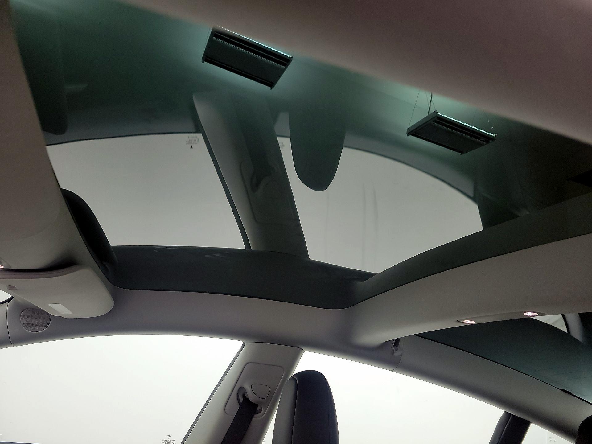 Thumbnail: 2023 Tesla Model 3 - 18