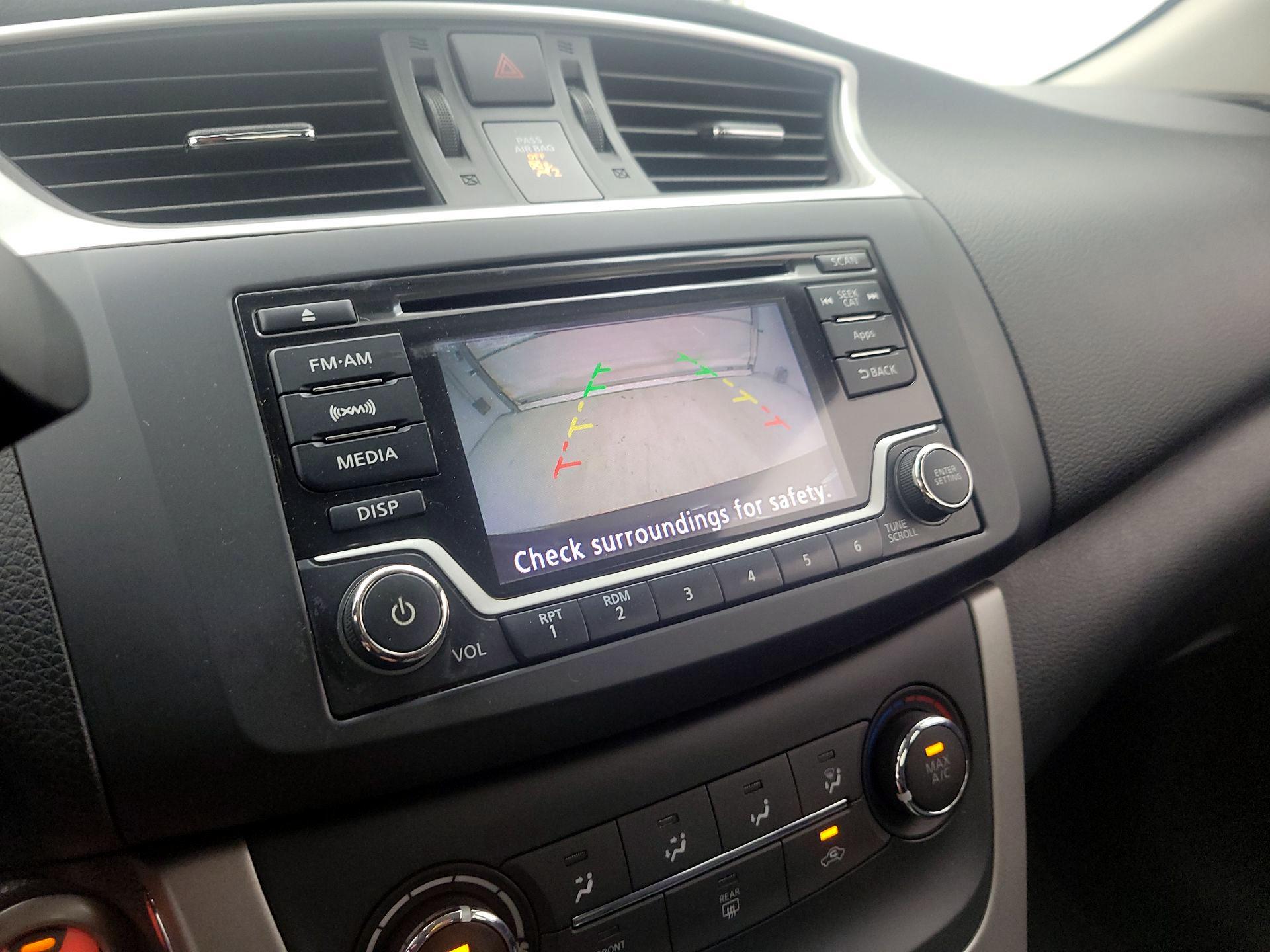 Thumbnail: 2015 Nissan Sentra - 14