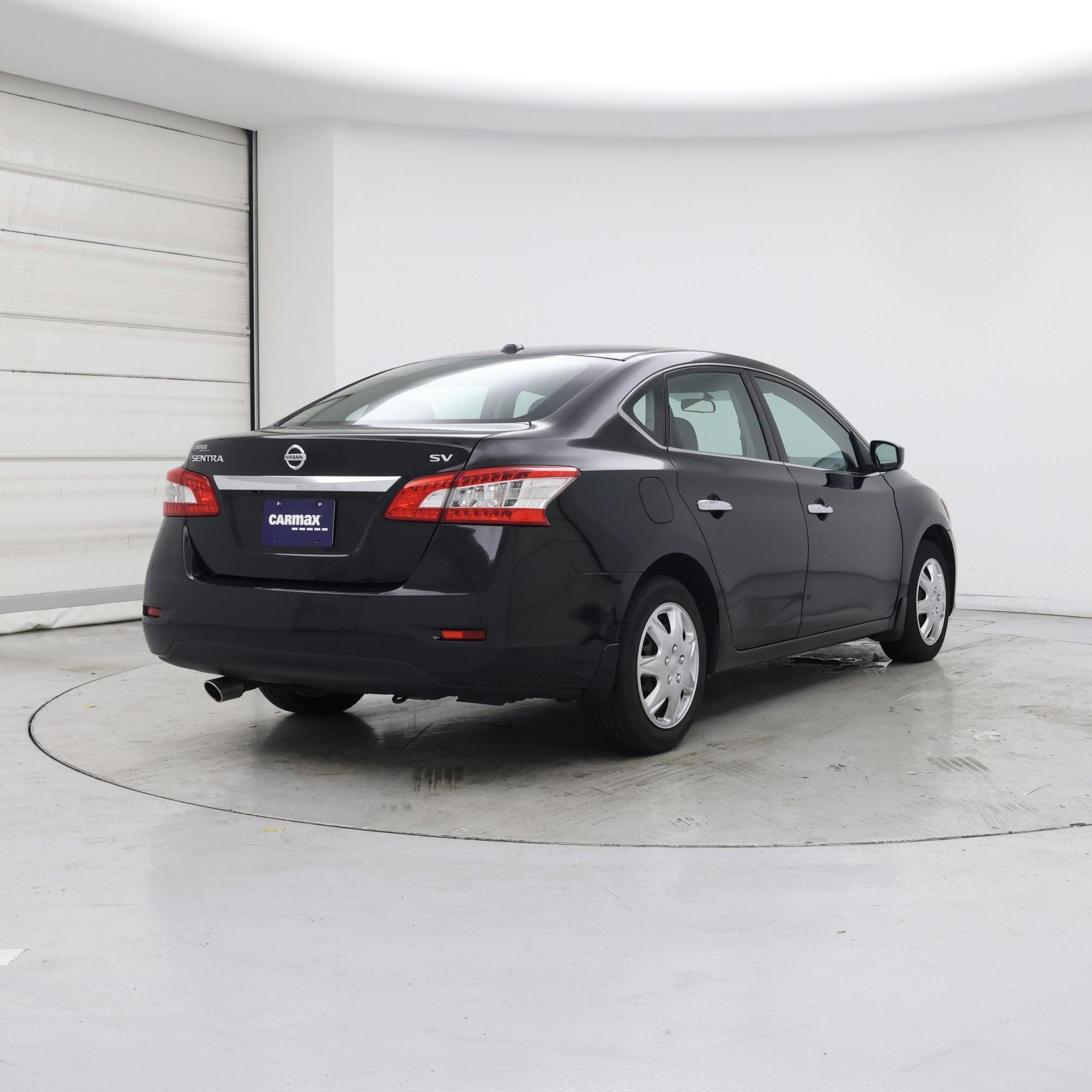 Thumbnail: 2015 Nissan Sentra - 8