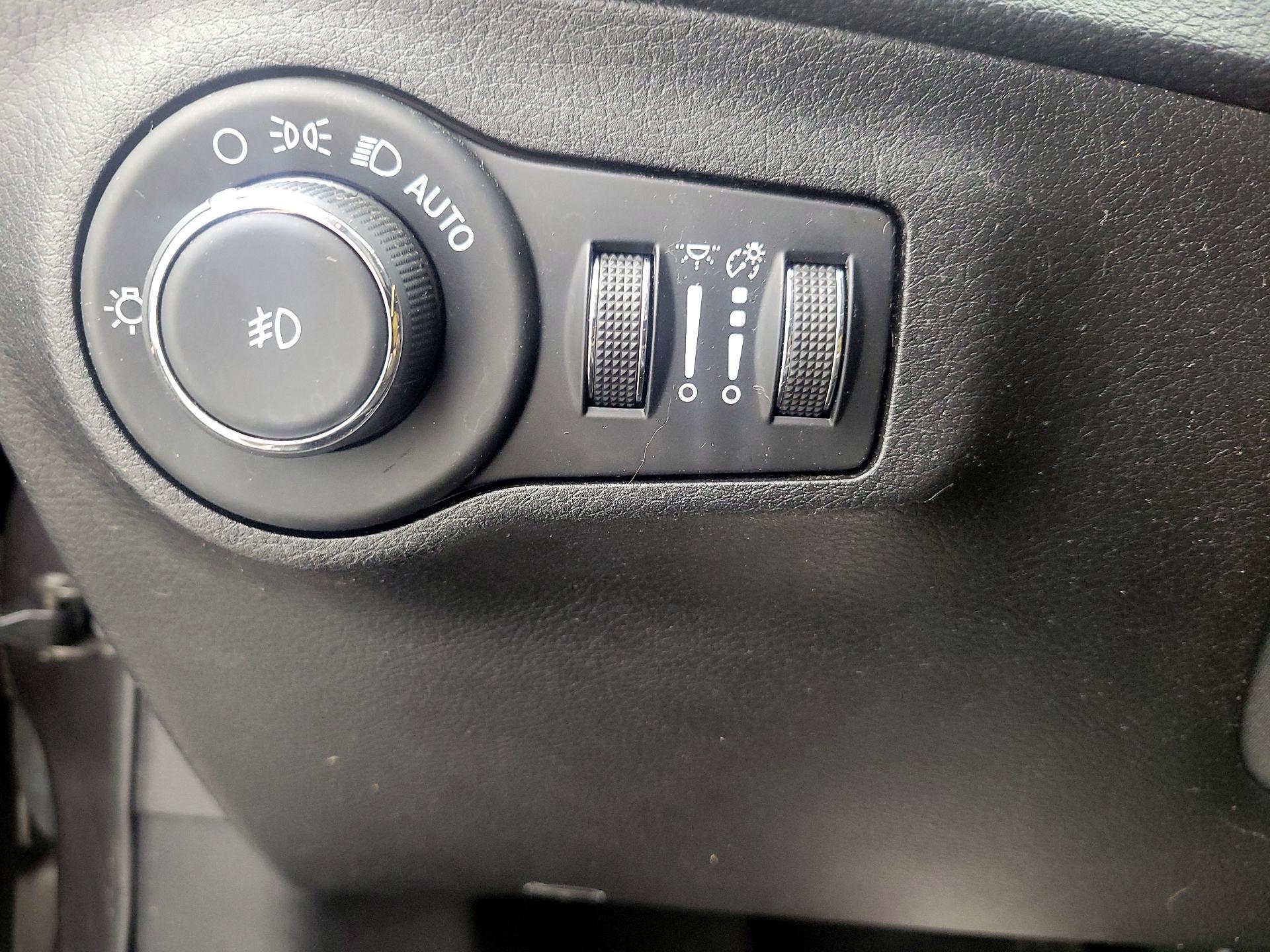 Thumbnail: 2019 Jeep Compass - 13