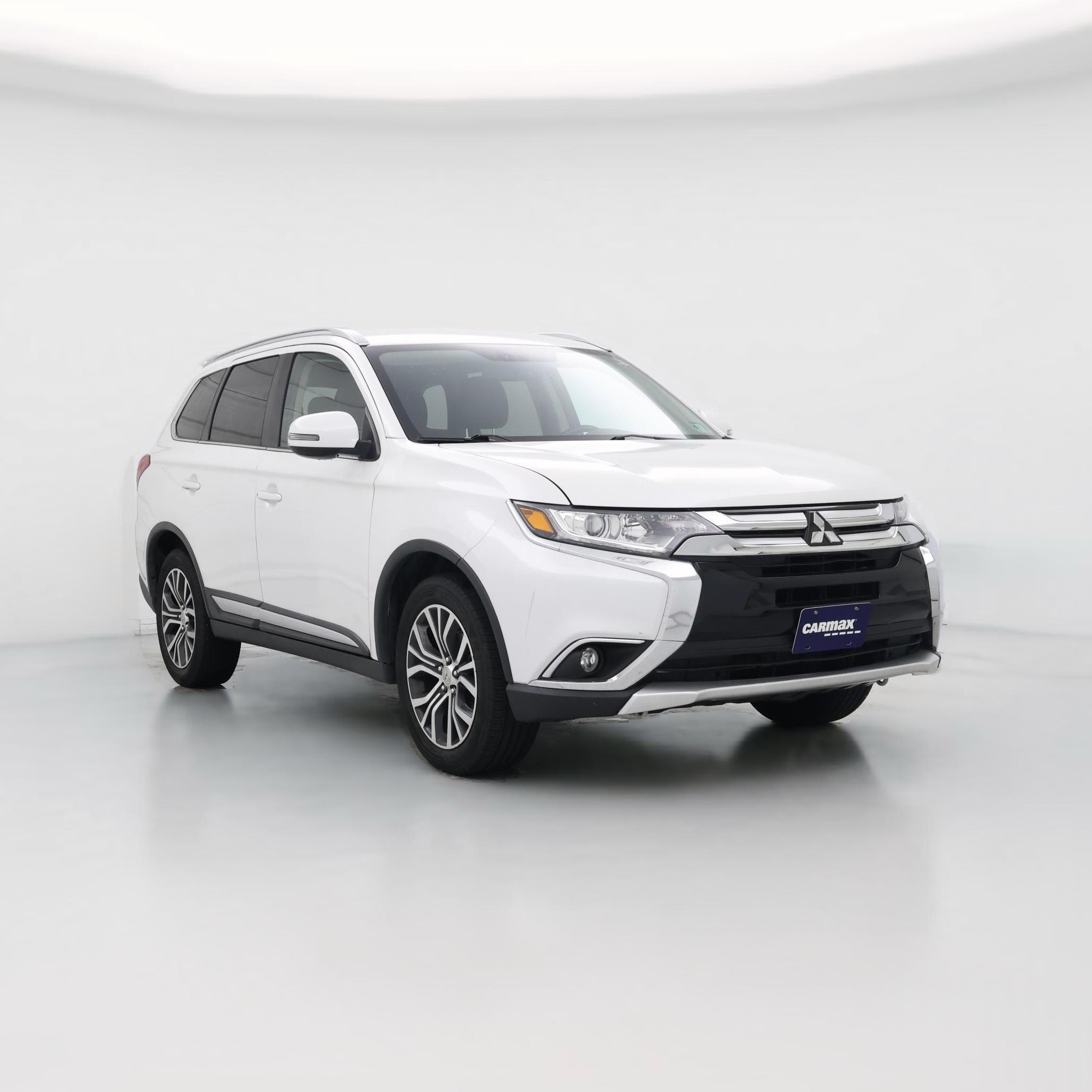 Thumbnail: 2018 Mitsubishi Outlander - 1