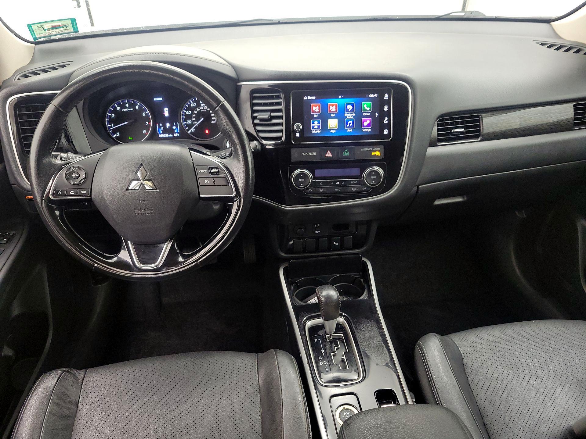 Thumbnail: 2018 Mitsubishi Outlander - 9