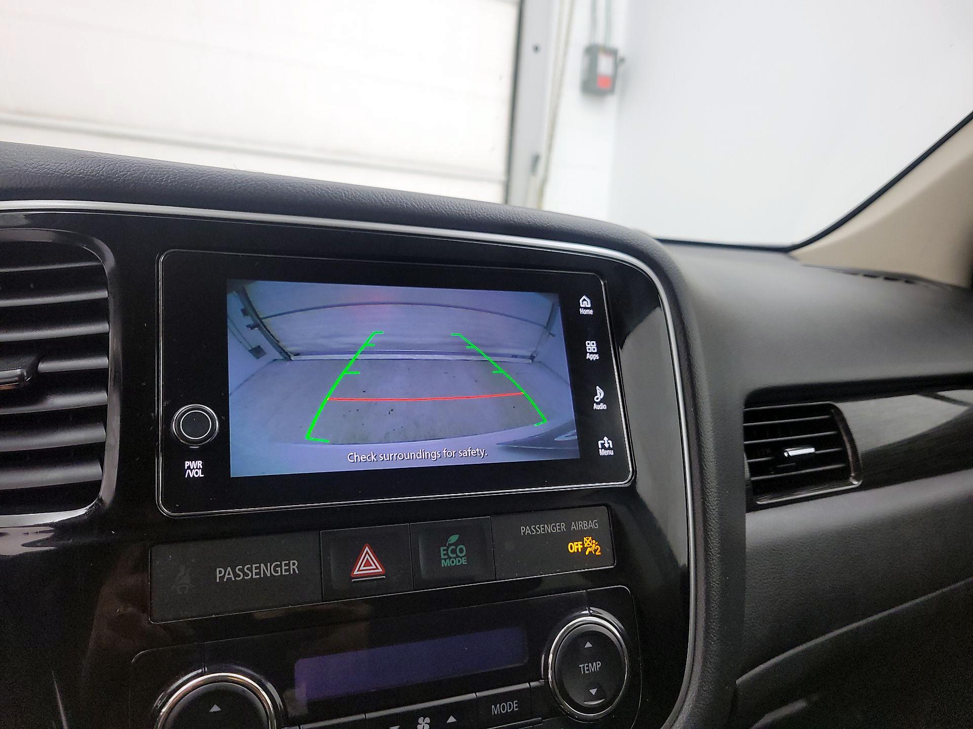 Thumbnail: 2018 Mitsubishi Outlander - 14