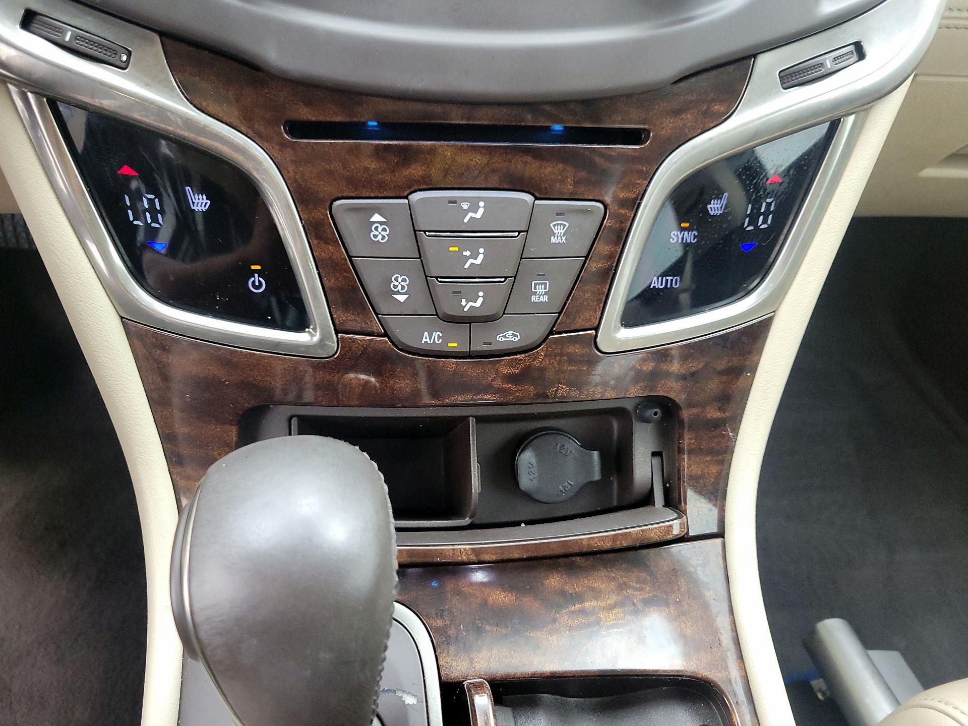 Thumbnail: 2014 Buick LaCrosse - 16