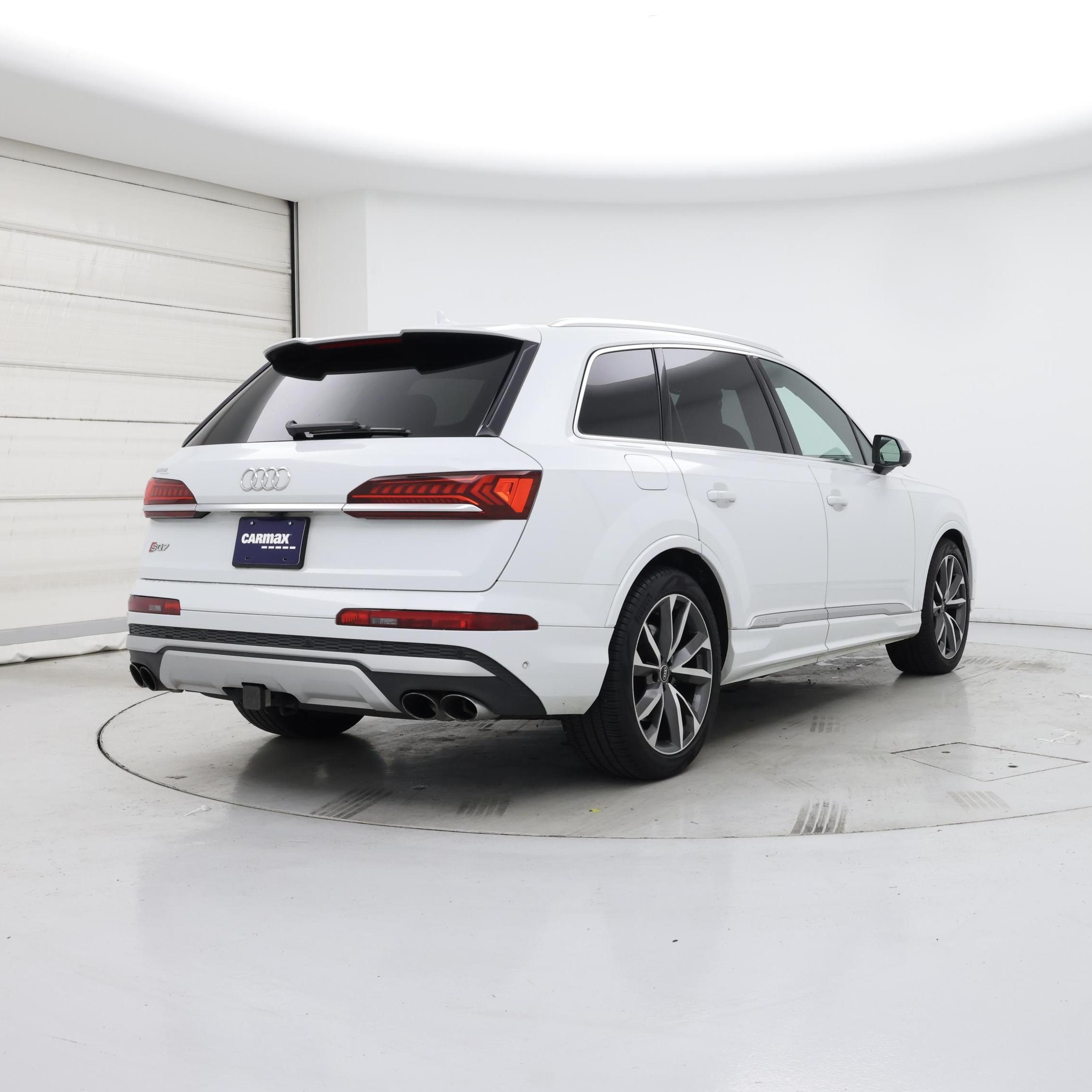 Thumbnail: 2021 Audi SQ7 - 8