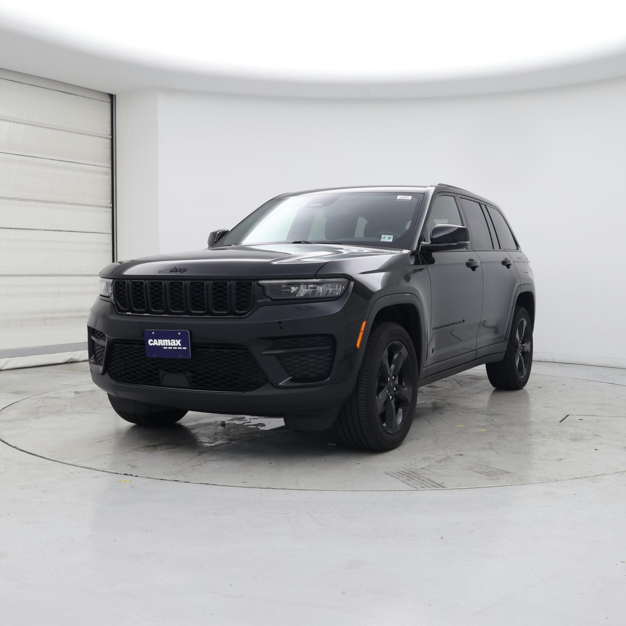 Thumbnail: 2022 Jeep Grand Cherokee - 4