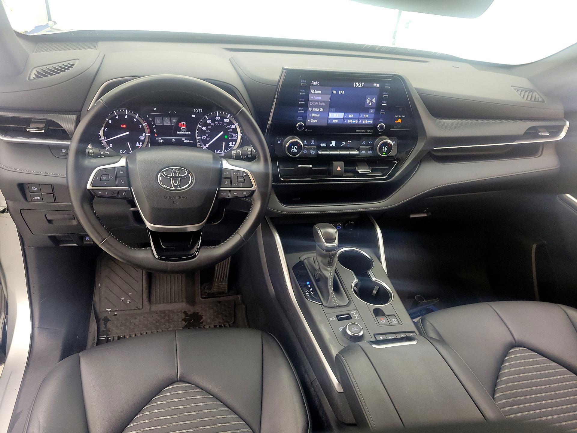 Thumbnail: 2022 Toyota Highlander - 9