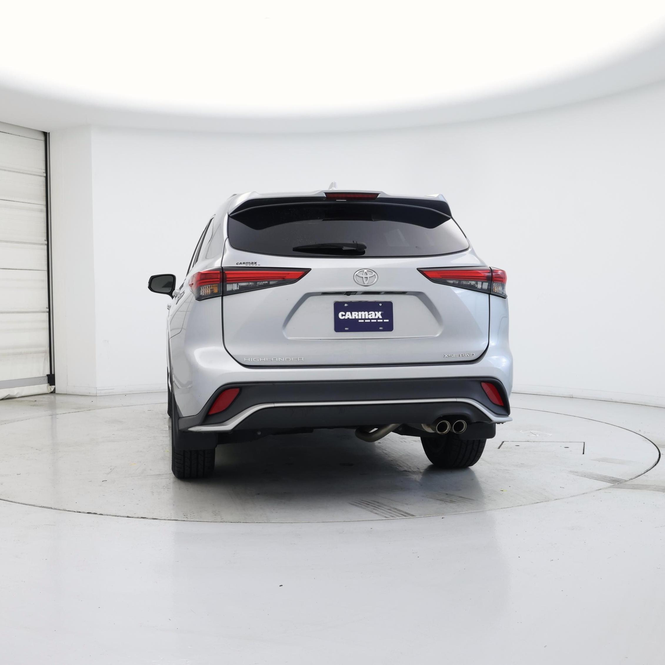Thumbnail: 2022 Toyota Highlander - 2