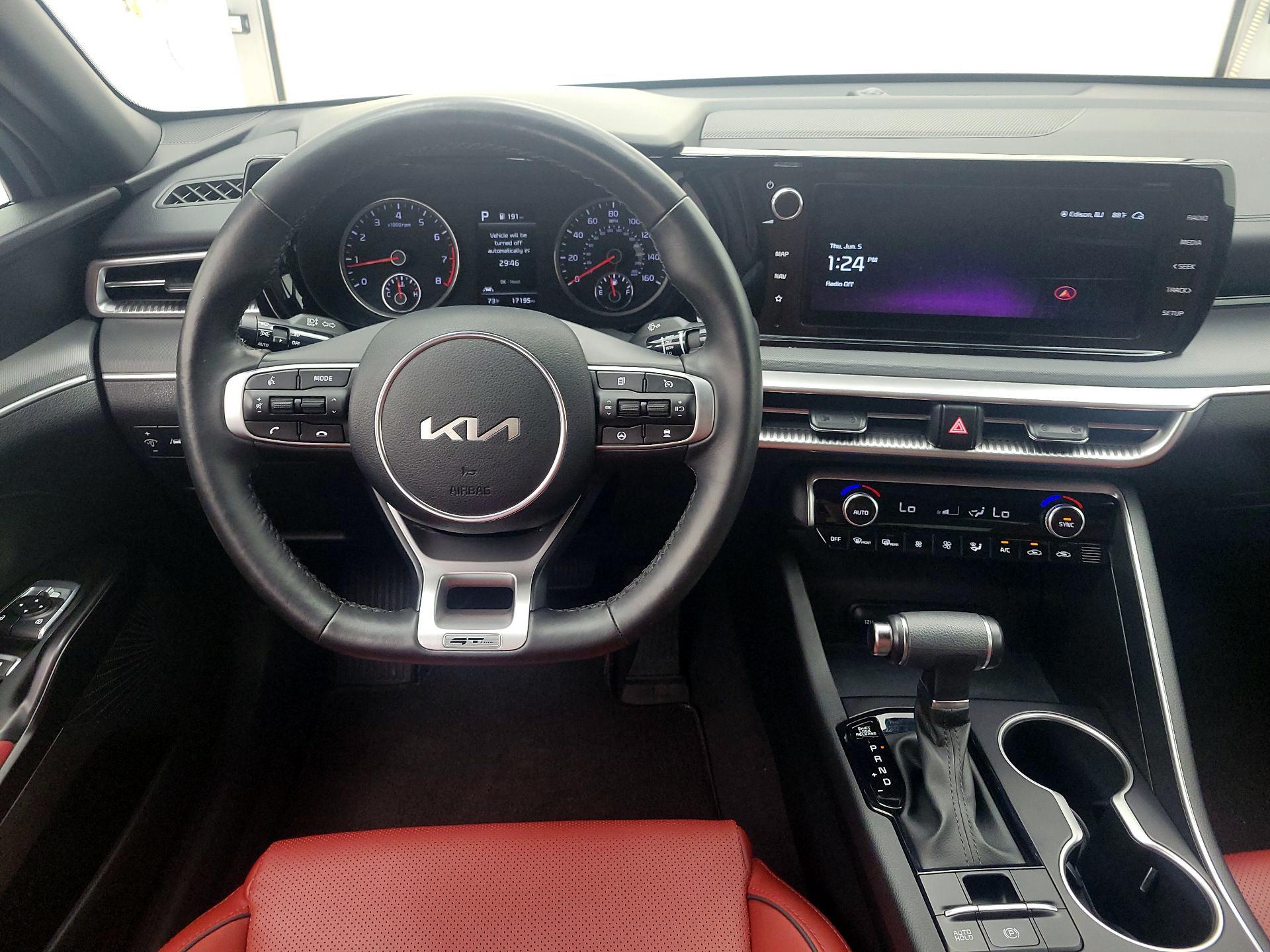 Thumbnail: 2024 Kia K5 - 10