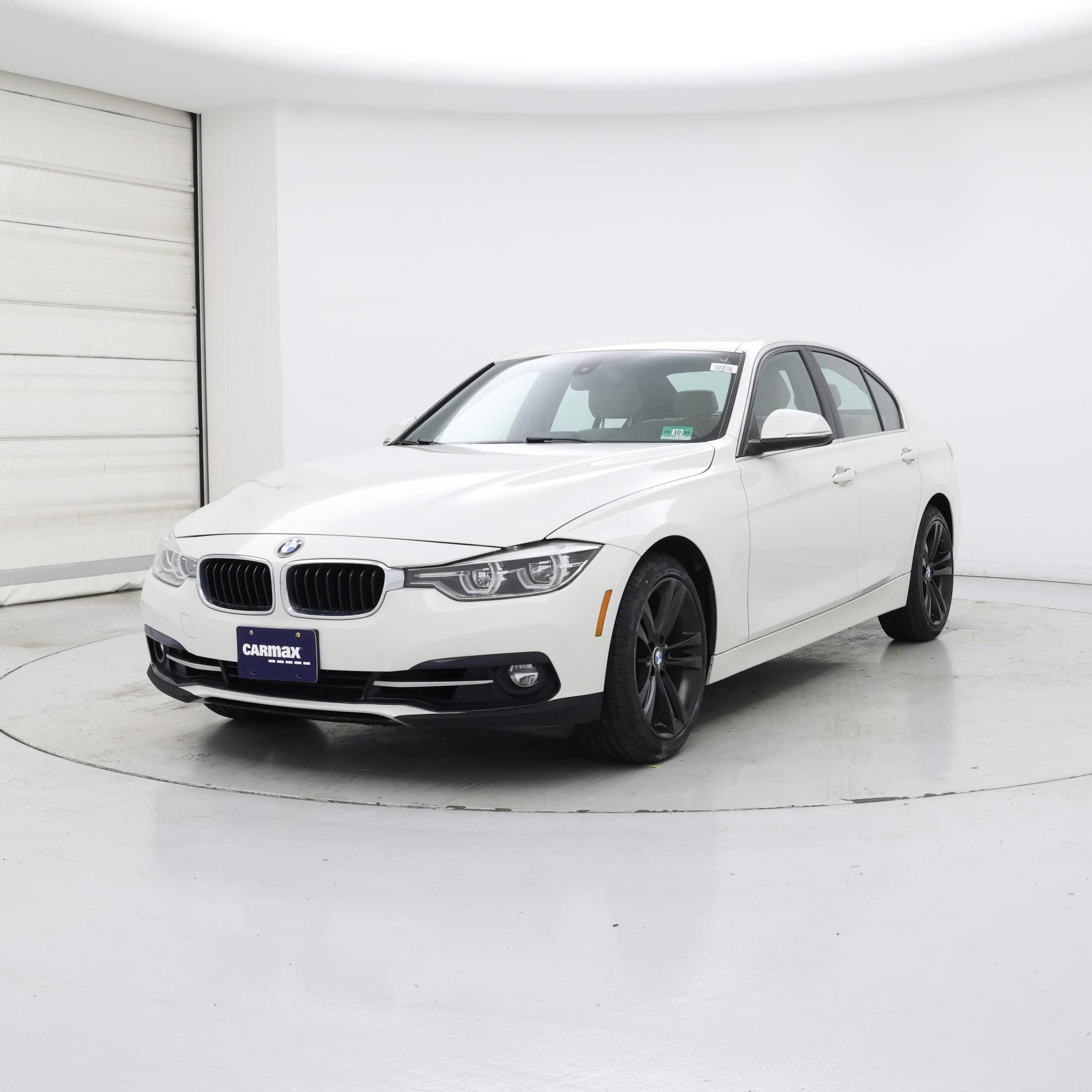 Thumbnail: 2018 BMW 3 Series - 4