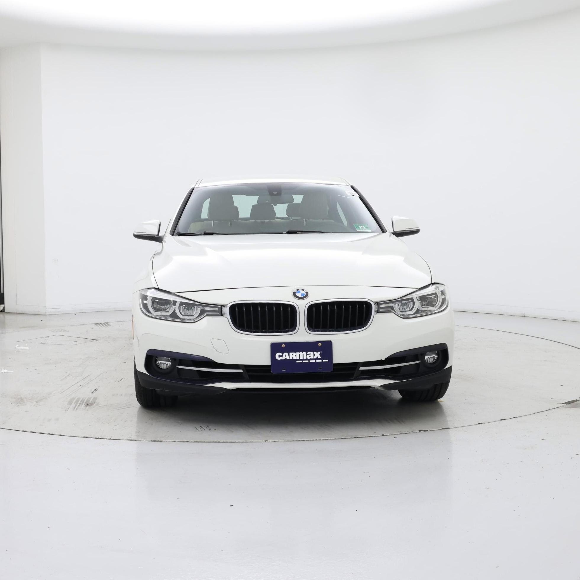 Thumbnail: 2018 BMW 3 Series - 5