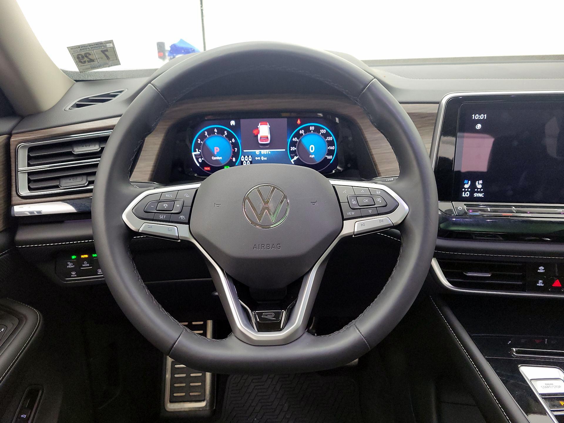Thumbnail: 2024 Volkswagen Atlas - 10