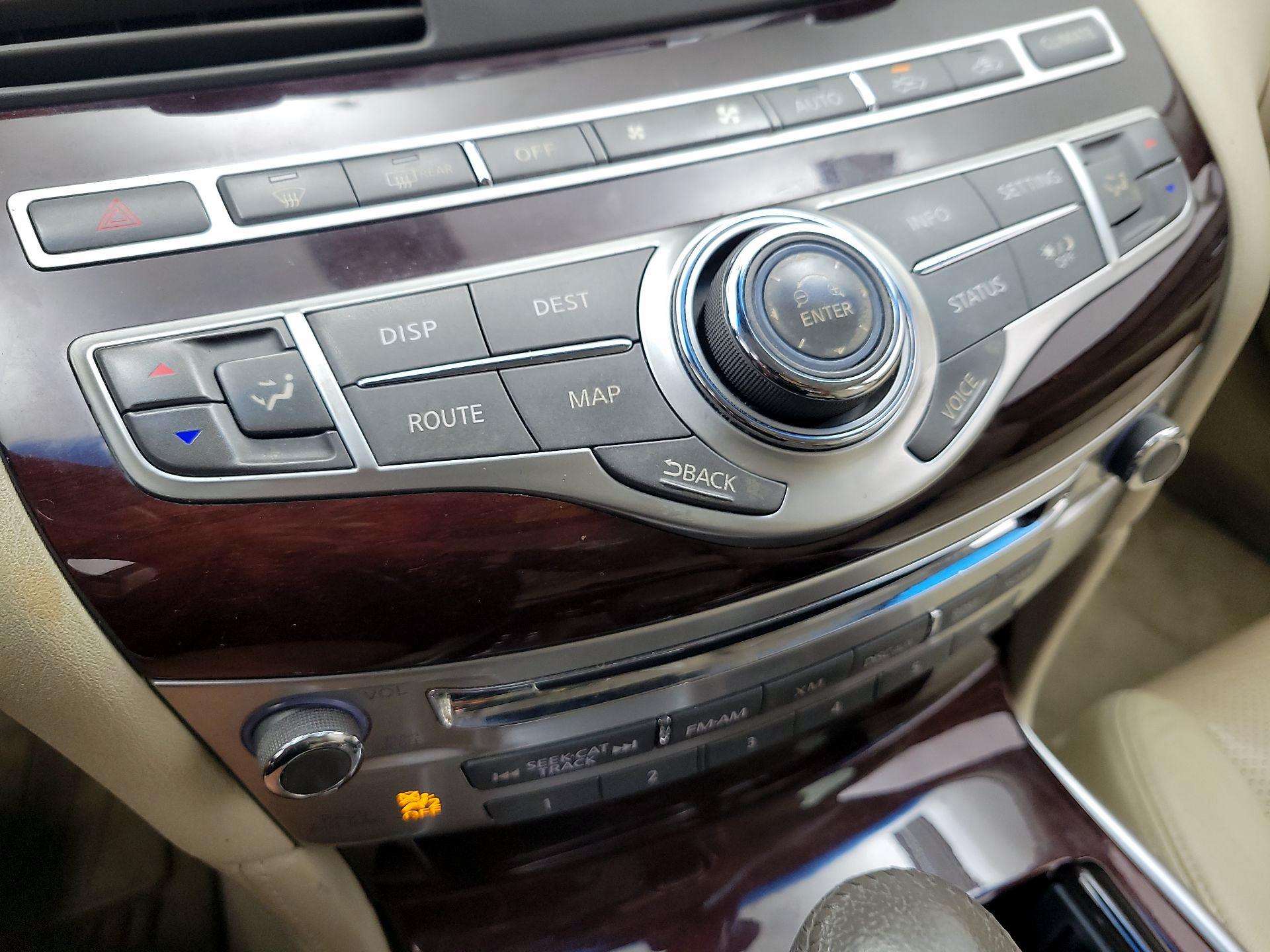 Thumbnail: 2013 INFINITI M37 - 17