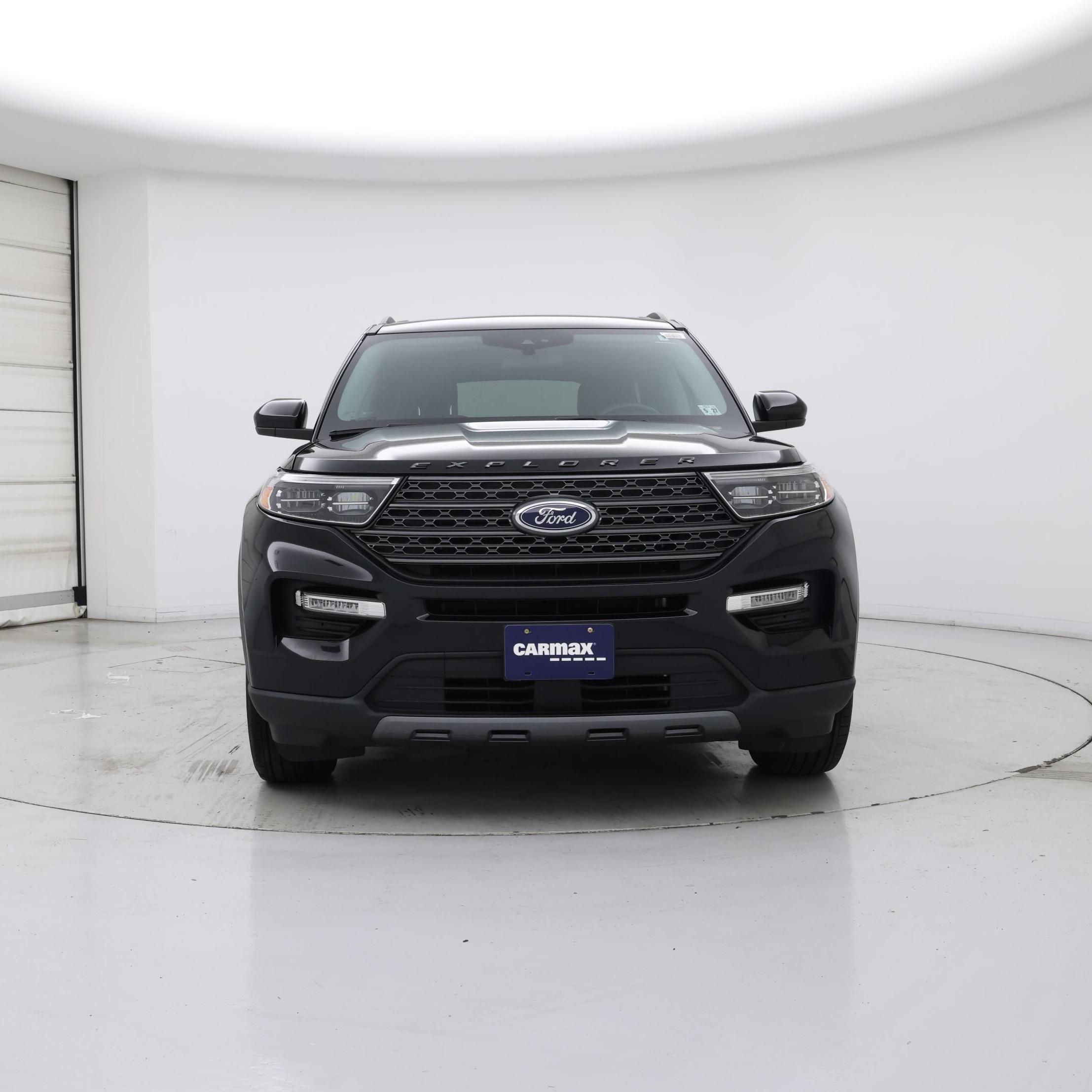 Thumbnail: 2022 Ford Explorer - 5