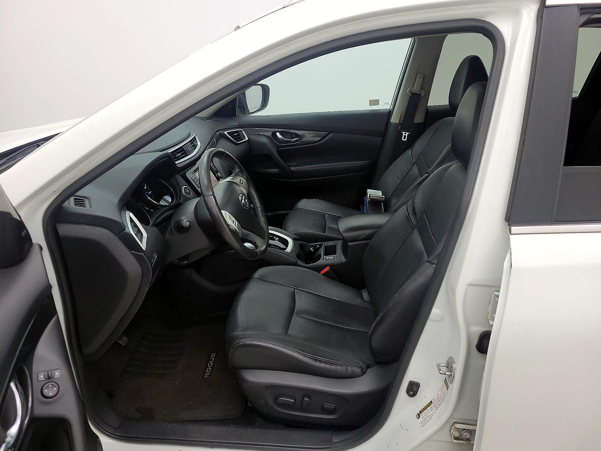 Thumbnail: 2014 Nissan Rogue - 11