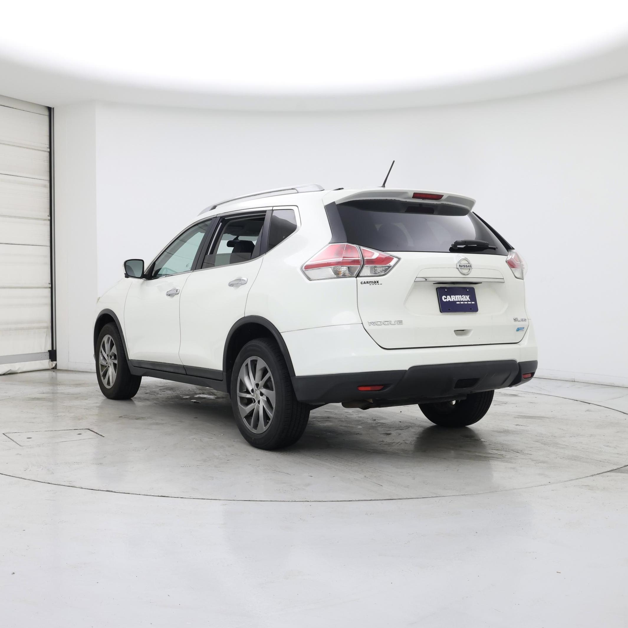 Thumbnail: 2014 Nissan Rogue - 2