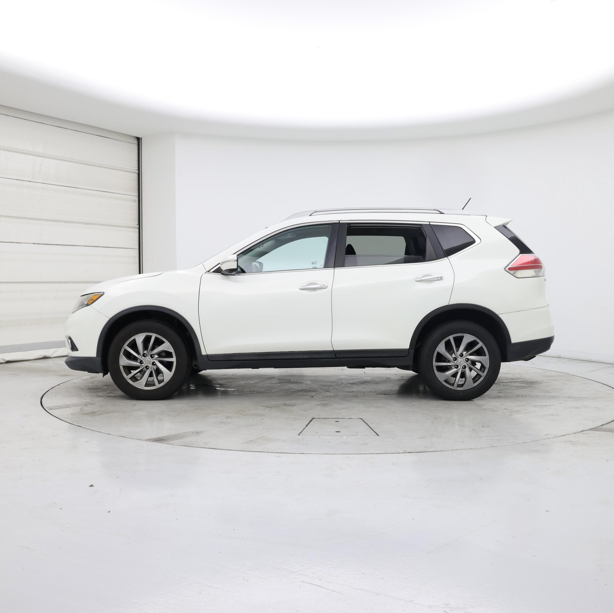Thumbnail: 2014 Nissan Rogue - 3