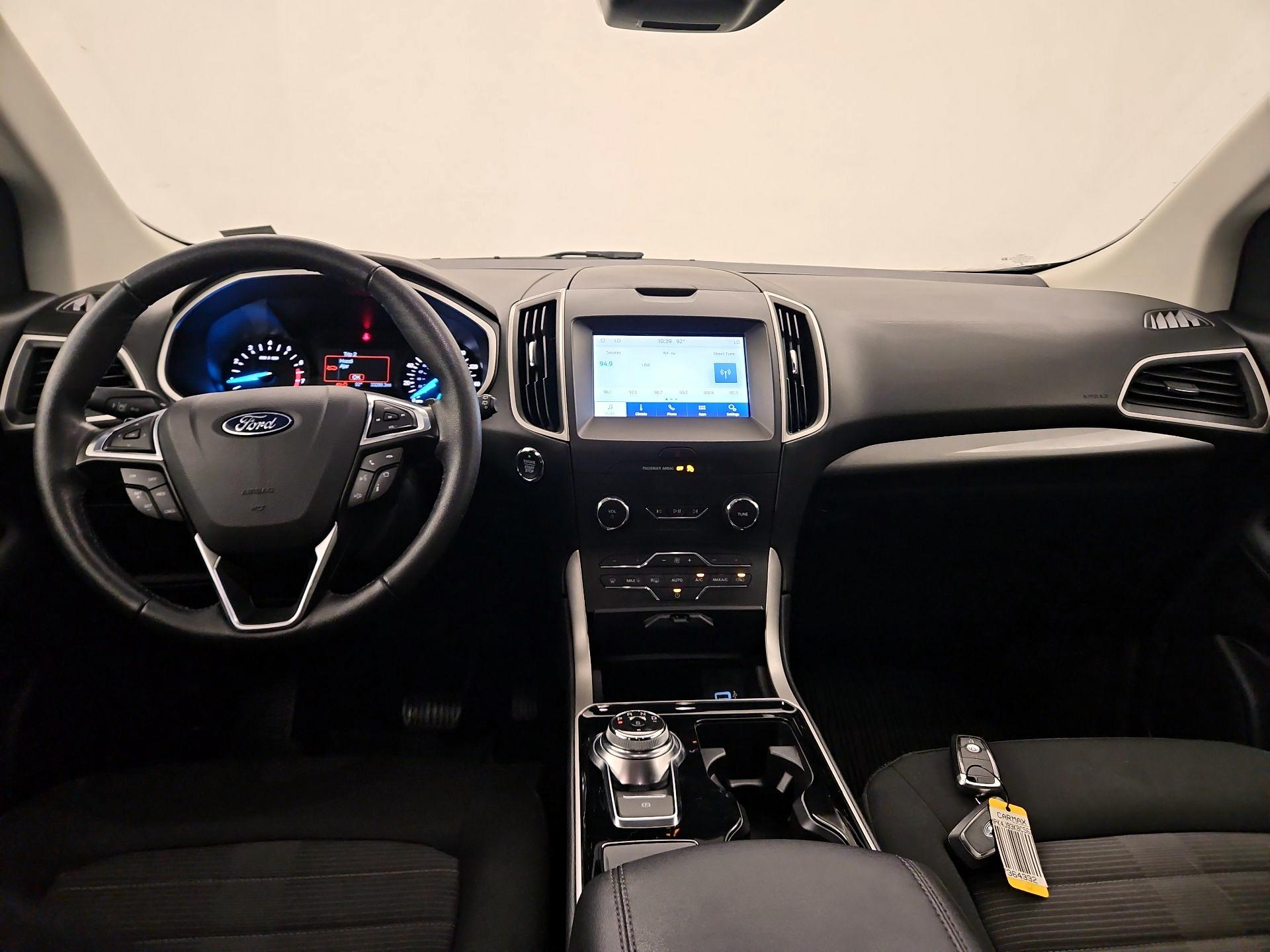 Thumbnail: 2019 Ford Edge - 9