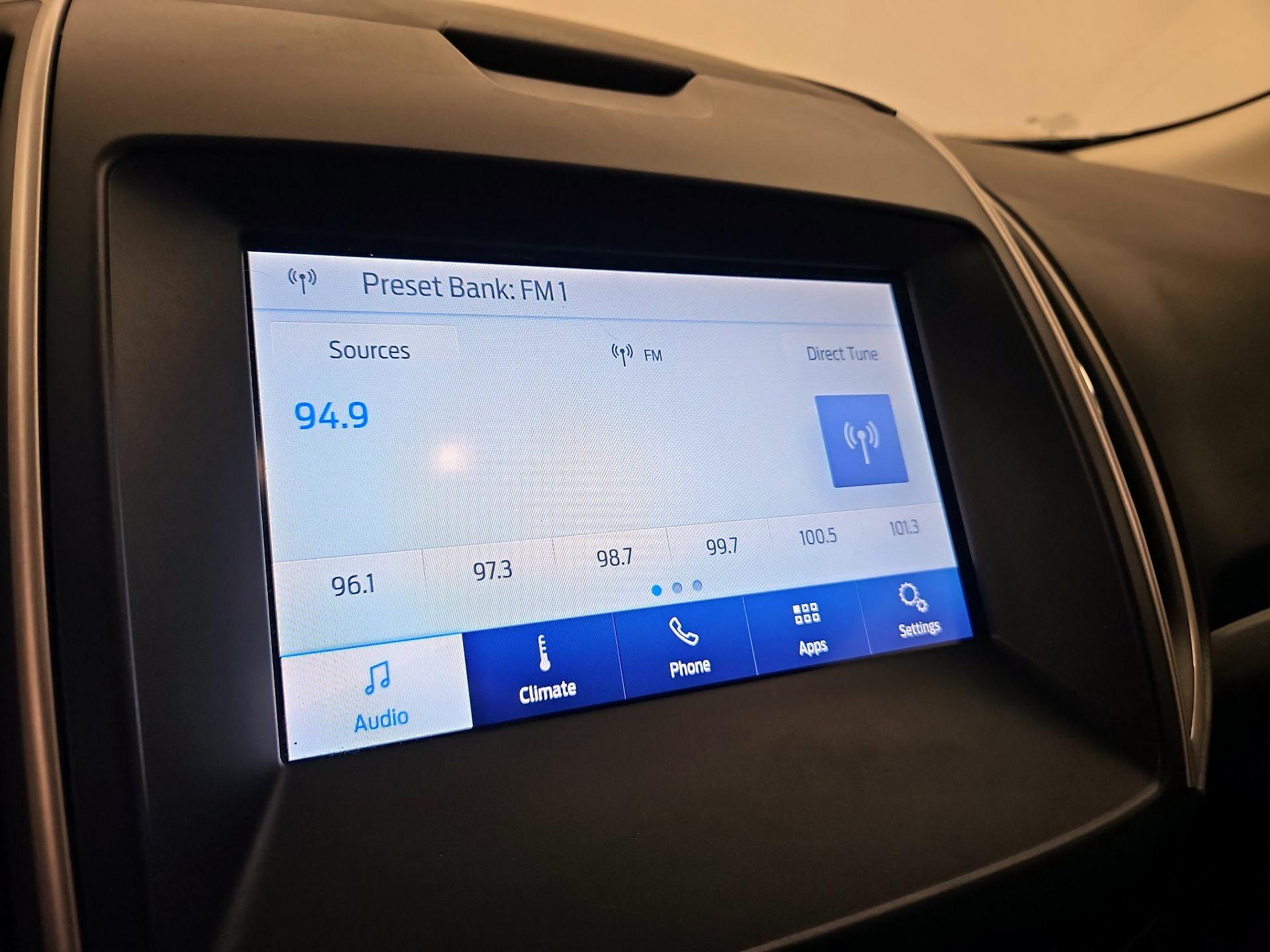 Thumbnail: 2019 Ford Edge - 15