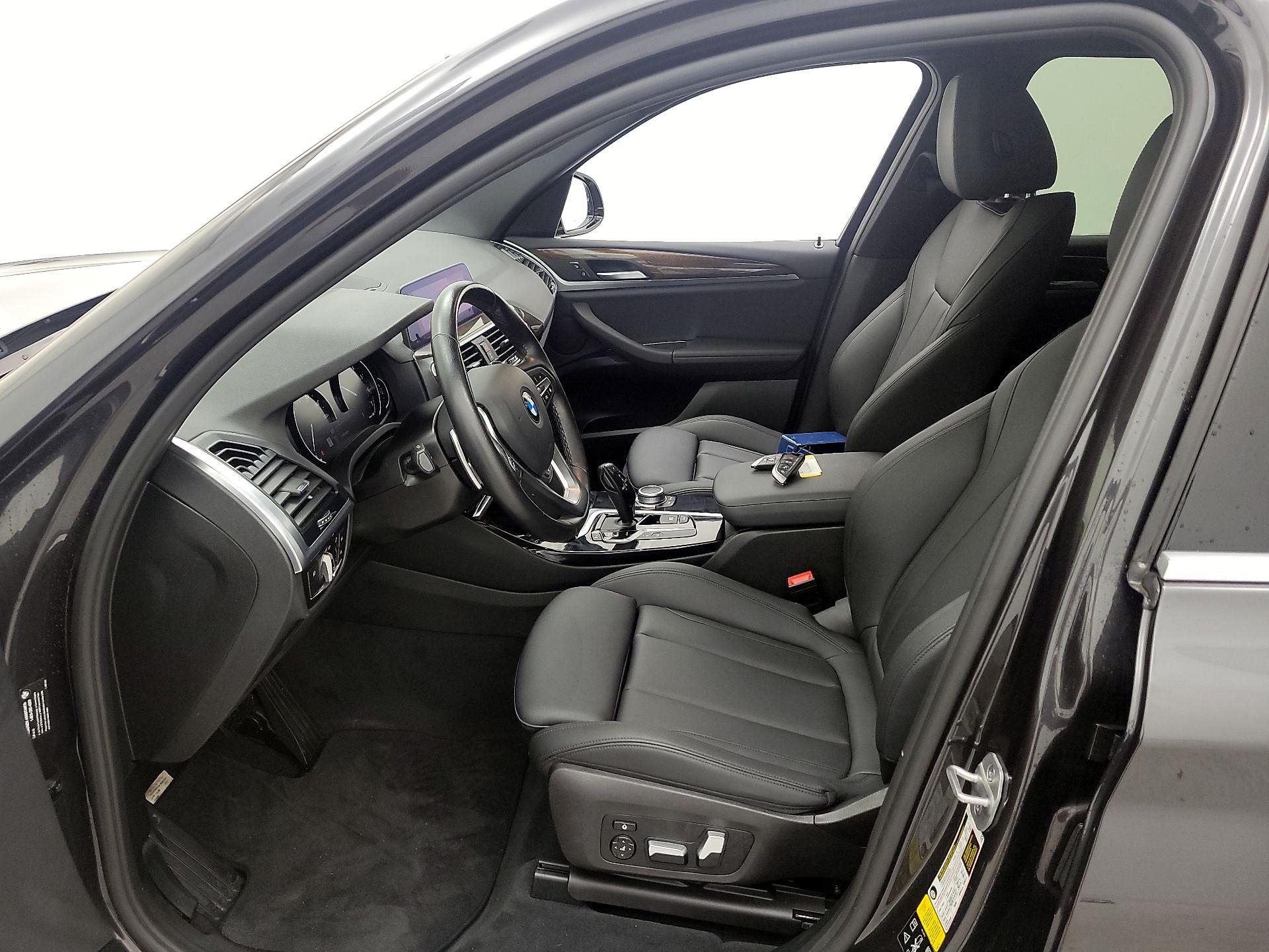 Thumbnail: 2021 BMW X3 - 11