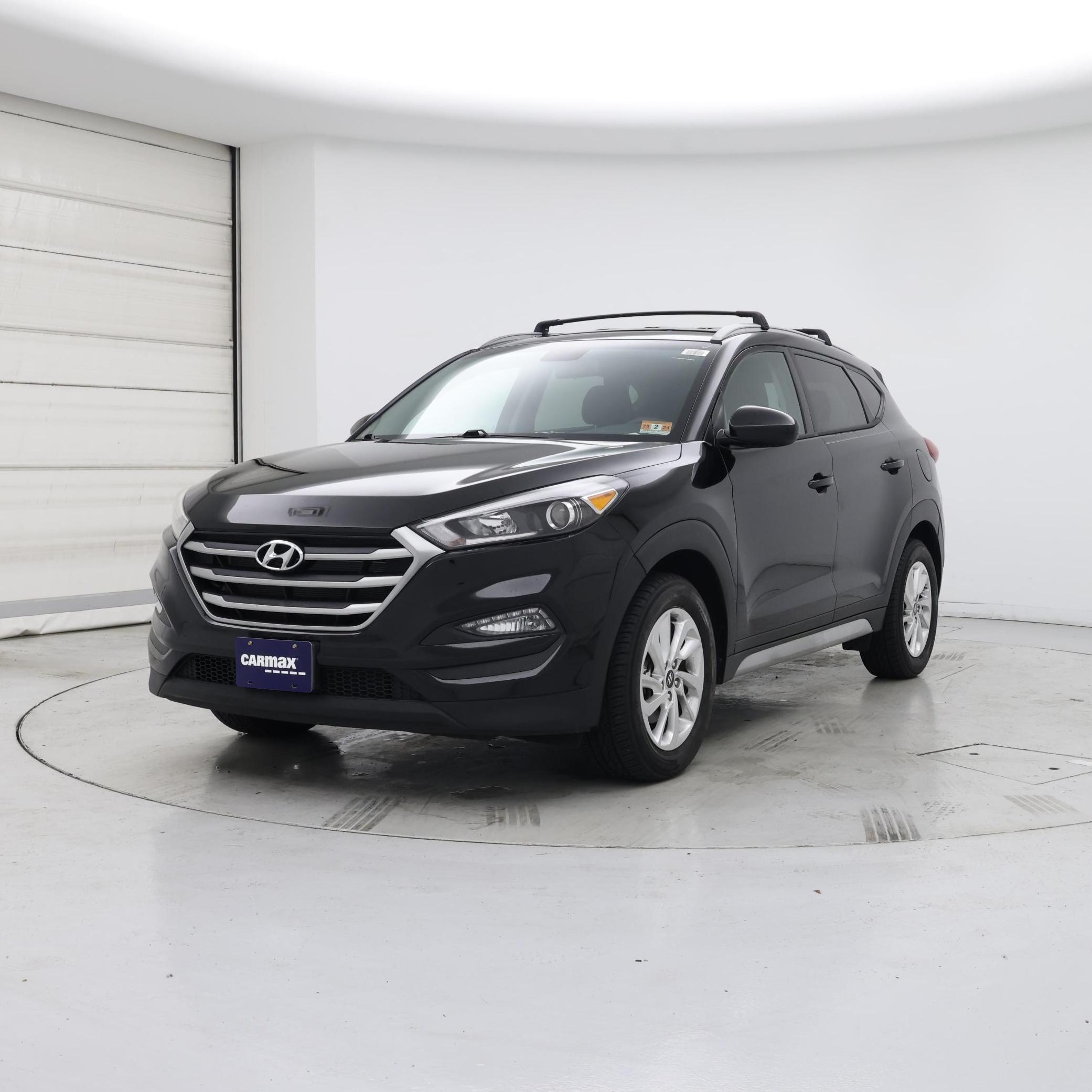 Thumbnail: 2017 Hyundai Tucson - 4