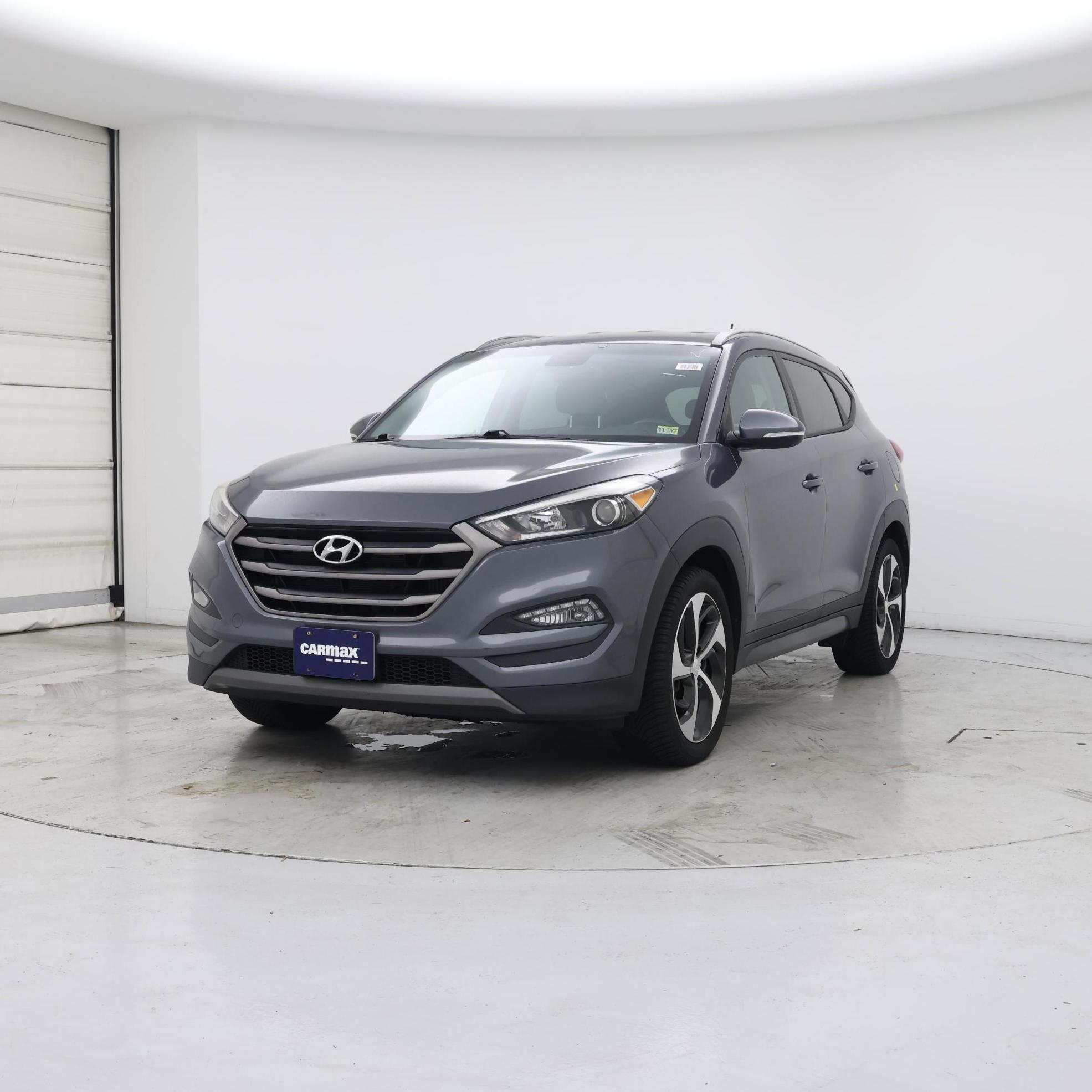 Thumbnail: 2016 Hyundai Tucson - 4