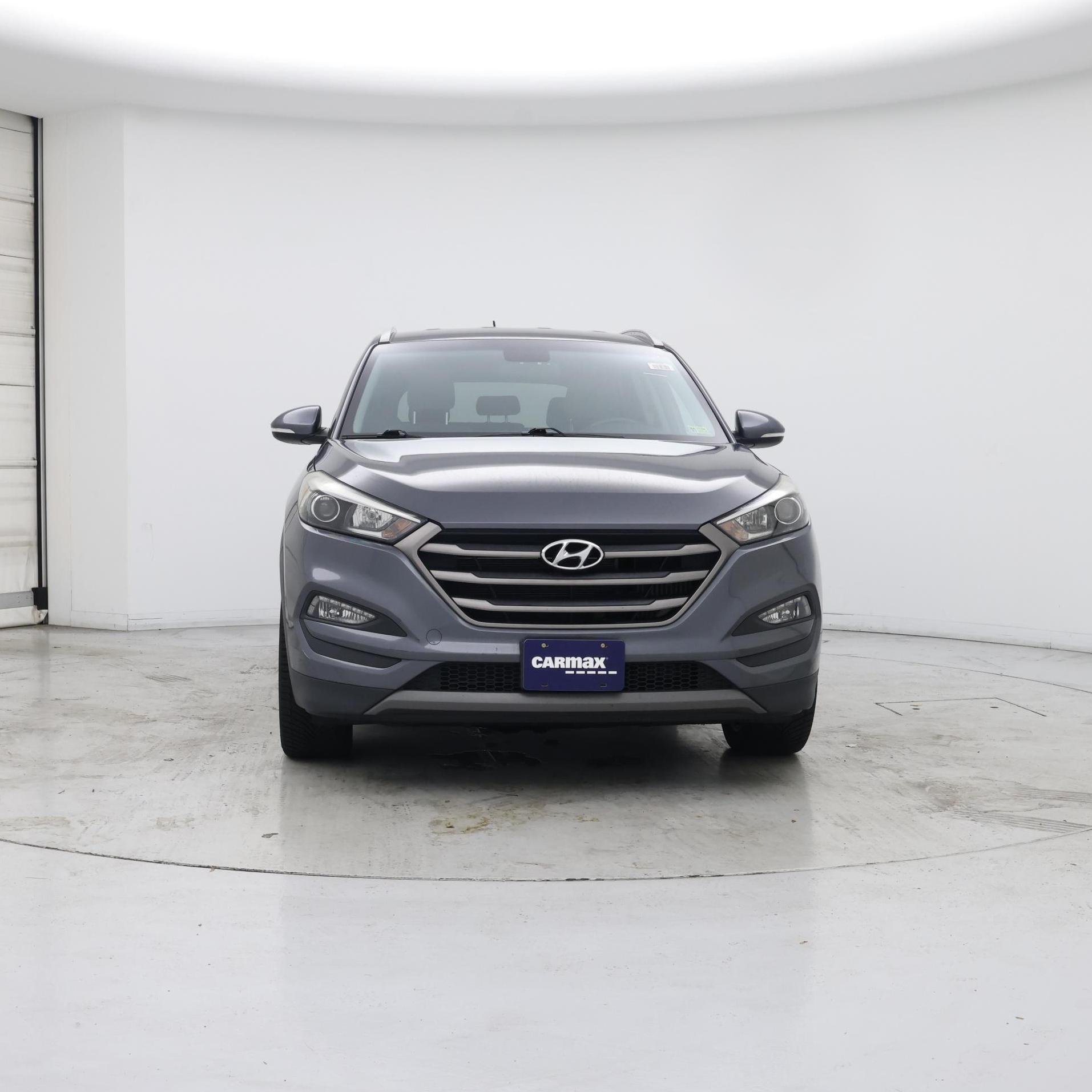 Thumbnail: 2016 Hyundai Tucson - 5
