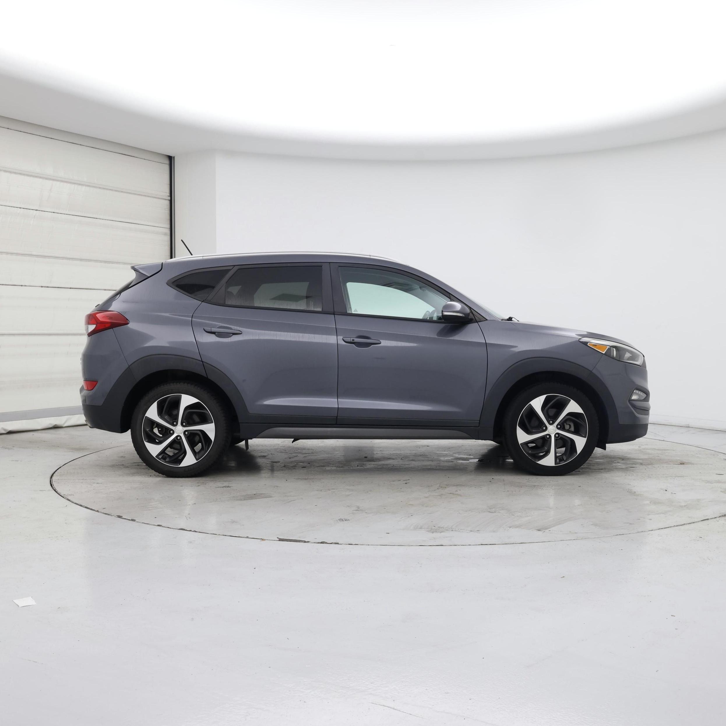 Thumbnail: 2016 Hyundai Tucson - 7
